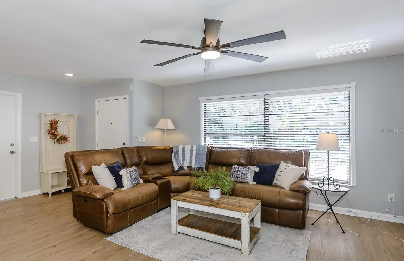 57 HARBOR OAKS CIRCLE, SAFETY HARBOR, FL, photo 4 of 45