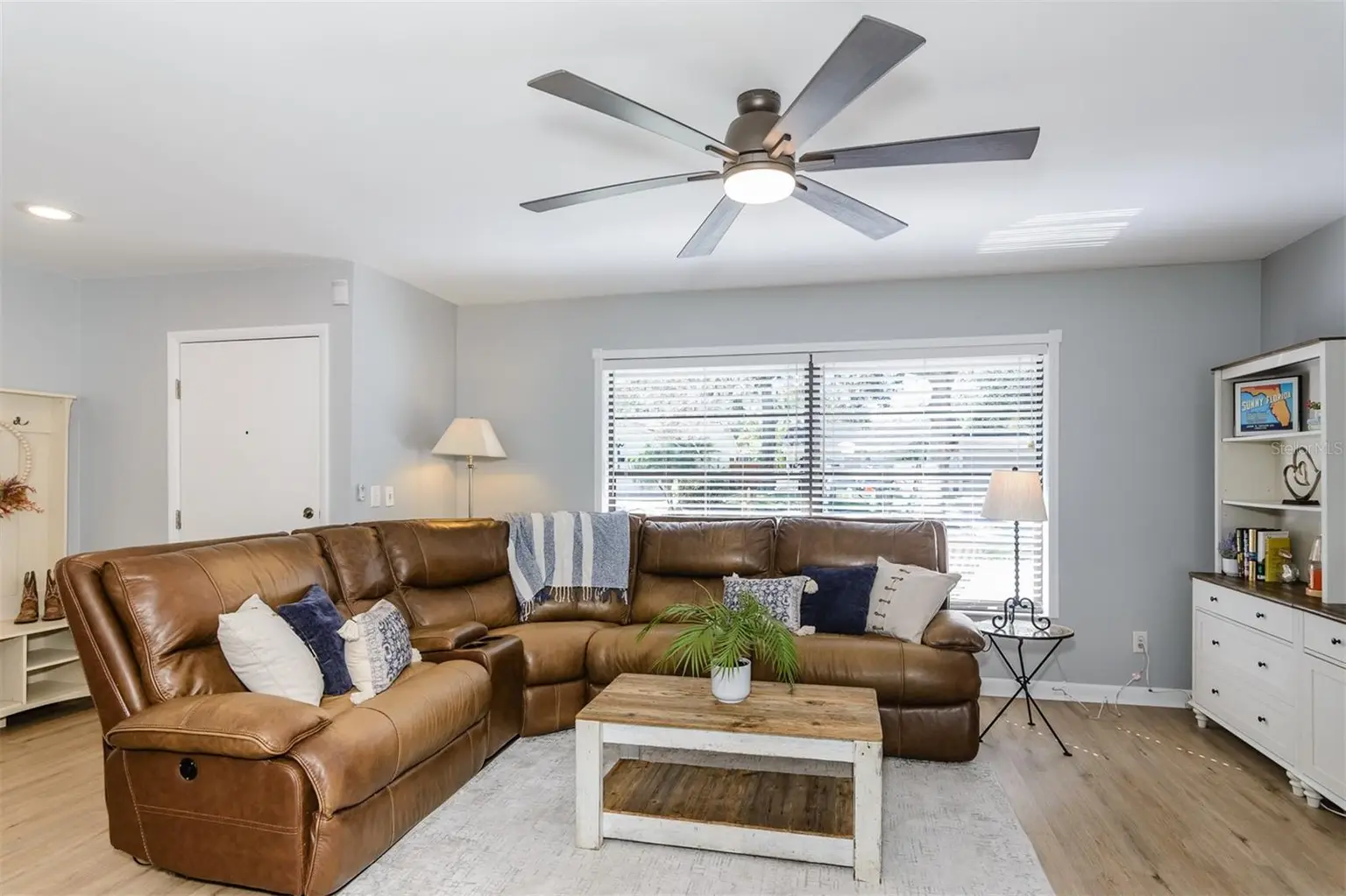 57 HARBOR OAKS CIRCLE, SAFETY HARBOR, FL, photo 5 of 45