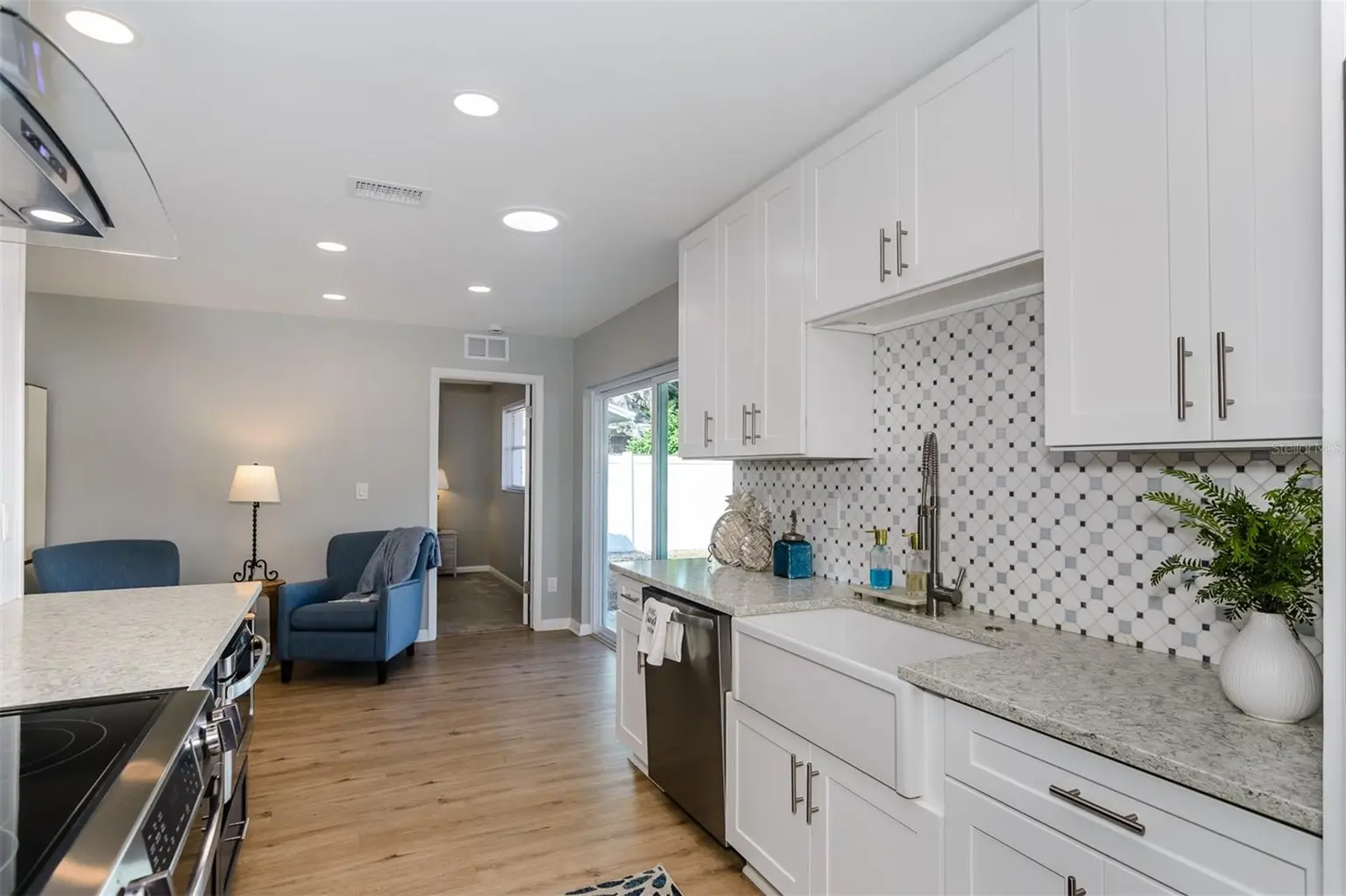 57 HARBOR OAKS CIRCLE, SAFETY HARBOR, FL, photo 17 of 45