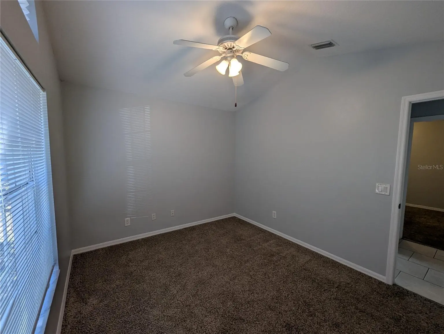 6907 FREEPORT ROAD, RIVERVIEW, FL, photo 9 of 47