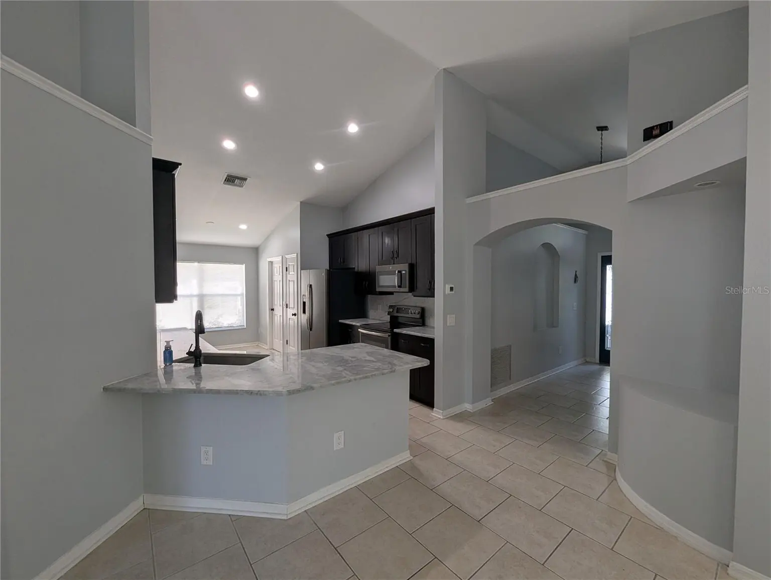 6907 FREEPORT ROAD, RIVERVIEW, FL, photo 19 of 47