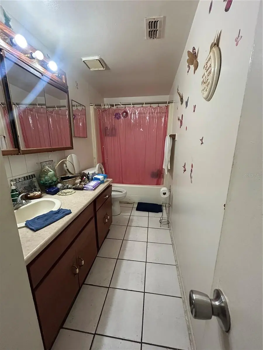 8906 PEPPERMILL COURT, TAMPA, FL, photo 17 of 20