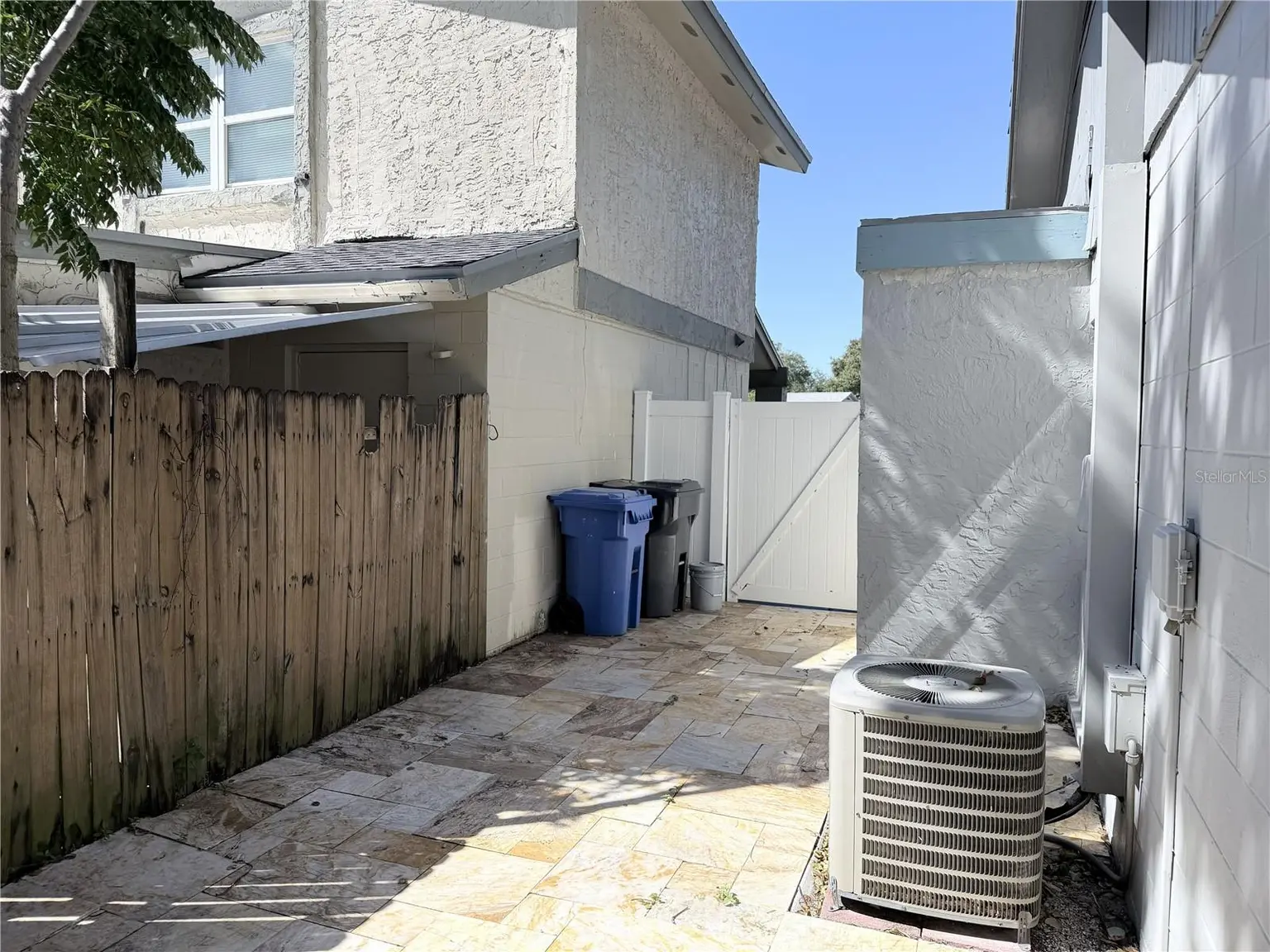 10309 PARKCREST DRIVE, TAMPA, FL, photo 6 of 20