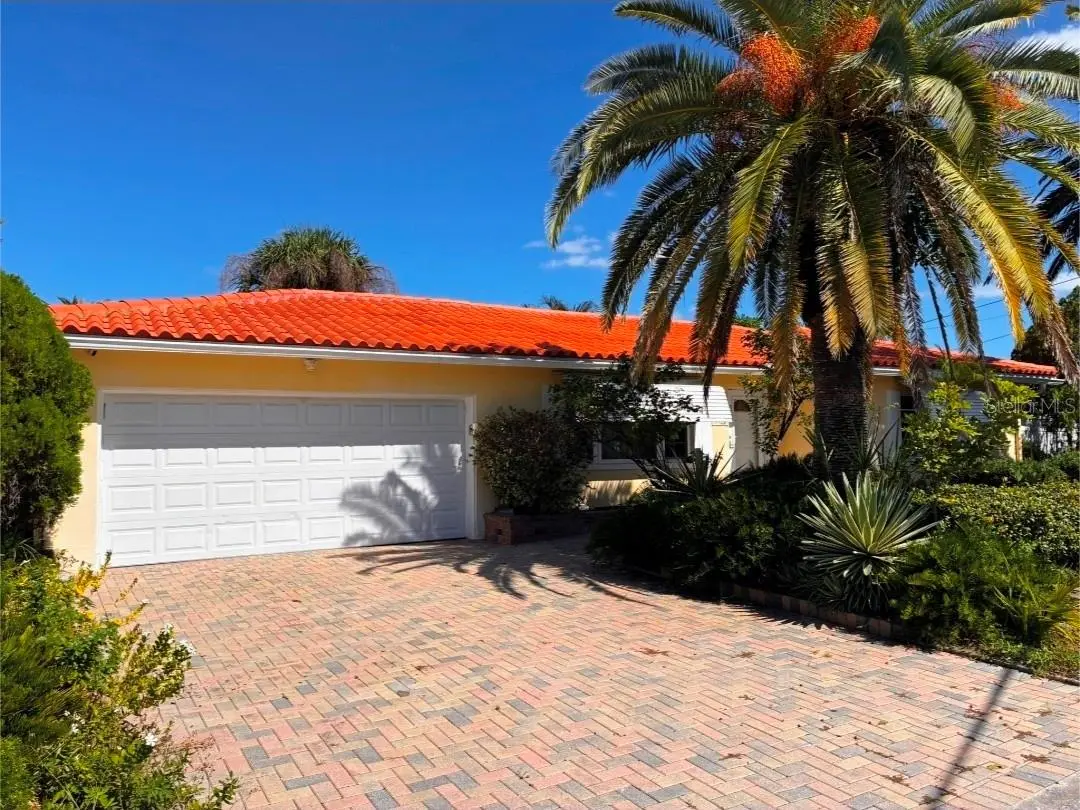 8175 GULF BOULEVARD, ST PETE BEACH, FL, photo 4 of 30