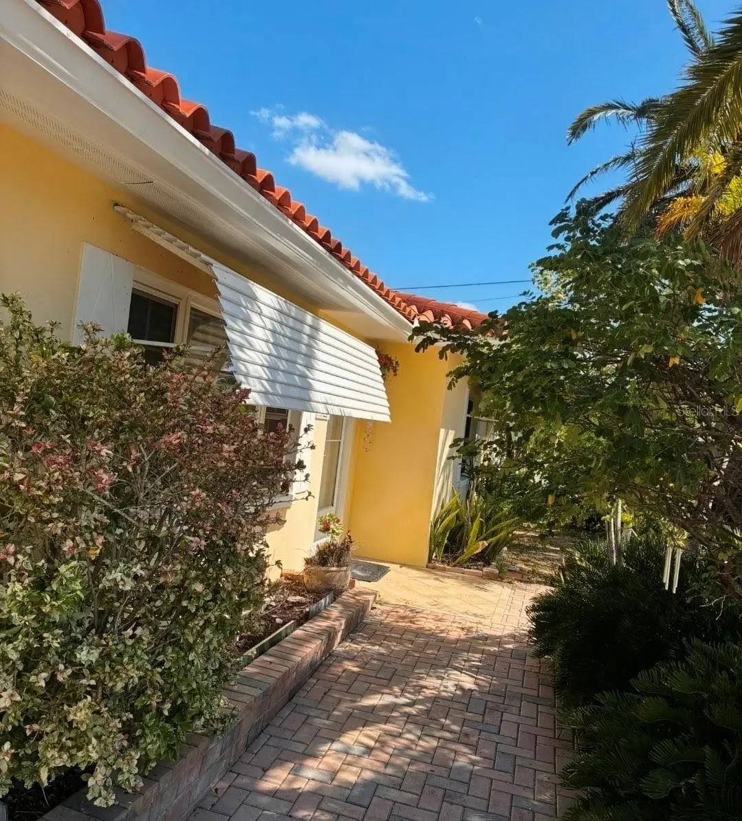 8175 GULF BOULEVARD, ST PETE BEACH, FL, photo 14 of 30