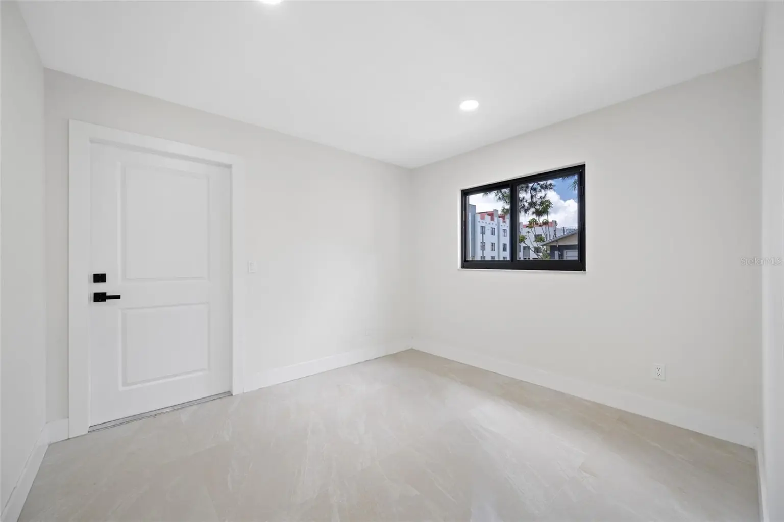 4707 W PAUL AVENUE, TAMPA, FL, photo 15 of 30