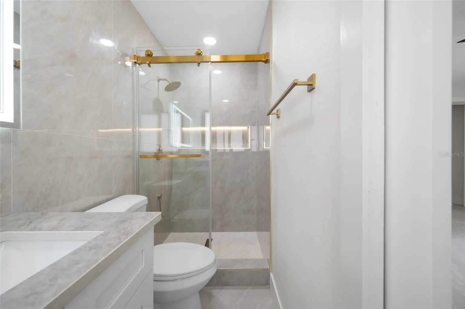 4707 W PAUL AVENUE, TAMPA, FL, photo 18 of 30