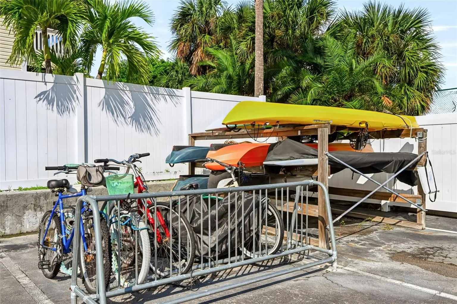 10365 PARADISE BOULEVARD #5, TREASURE ISLAND, FL, photo 22 of 30