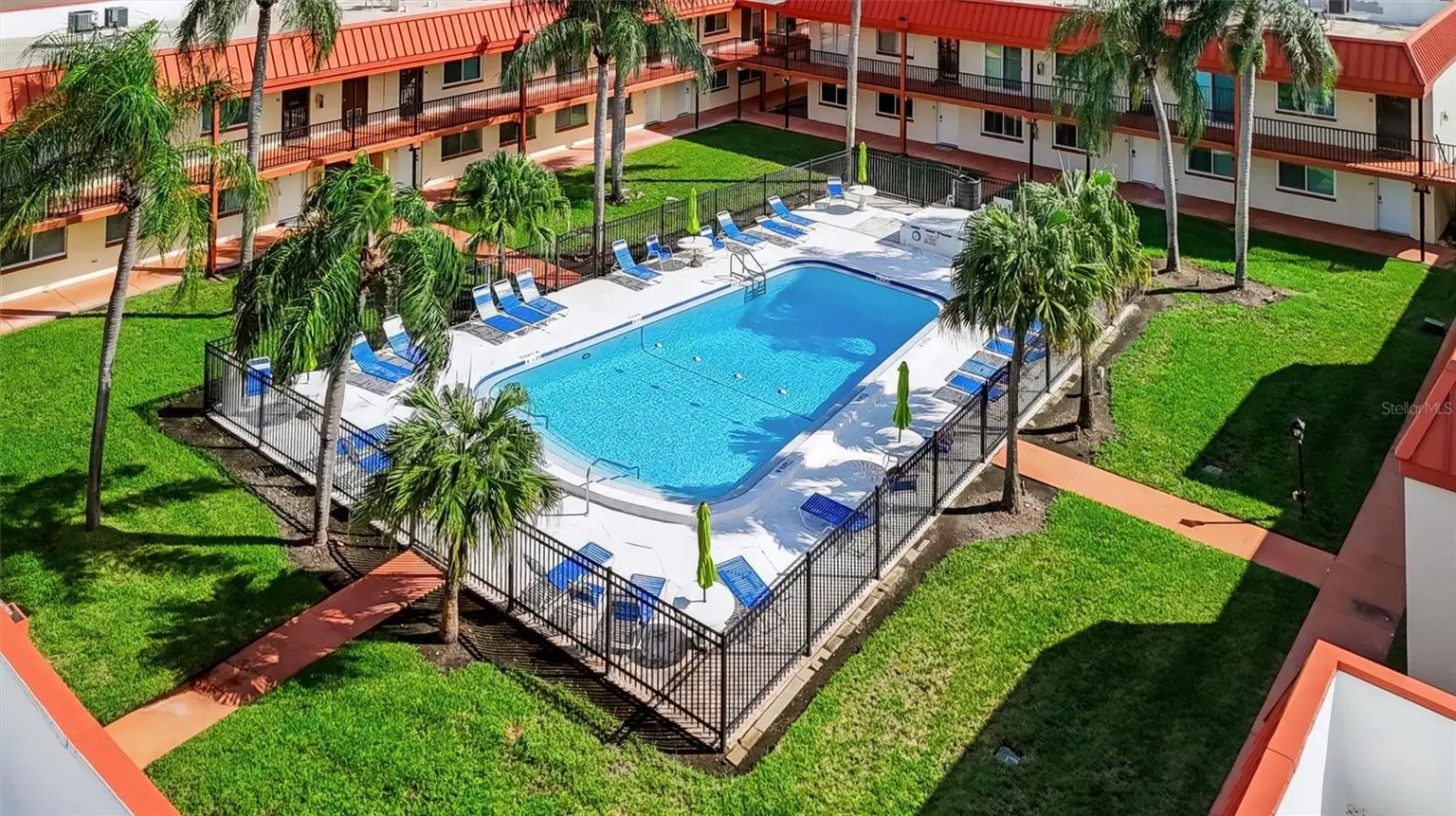 10365 PARADISE BOULEVARD #5, TREASURE ISLAND, FL, photo 27 of 30