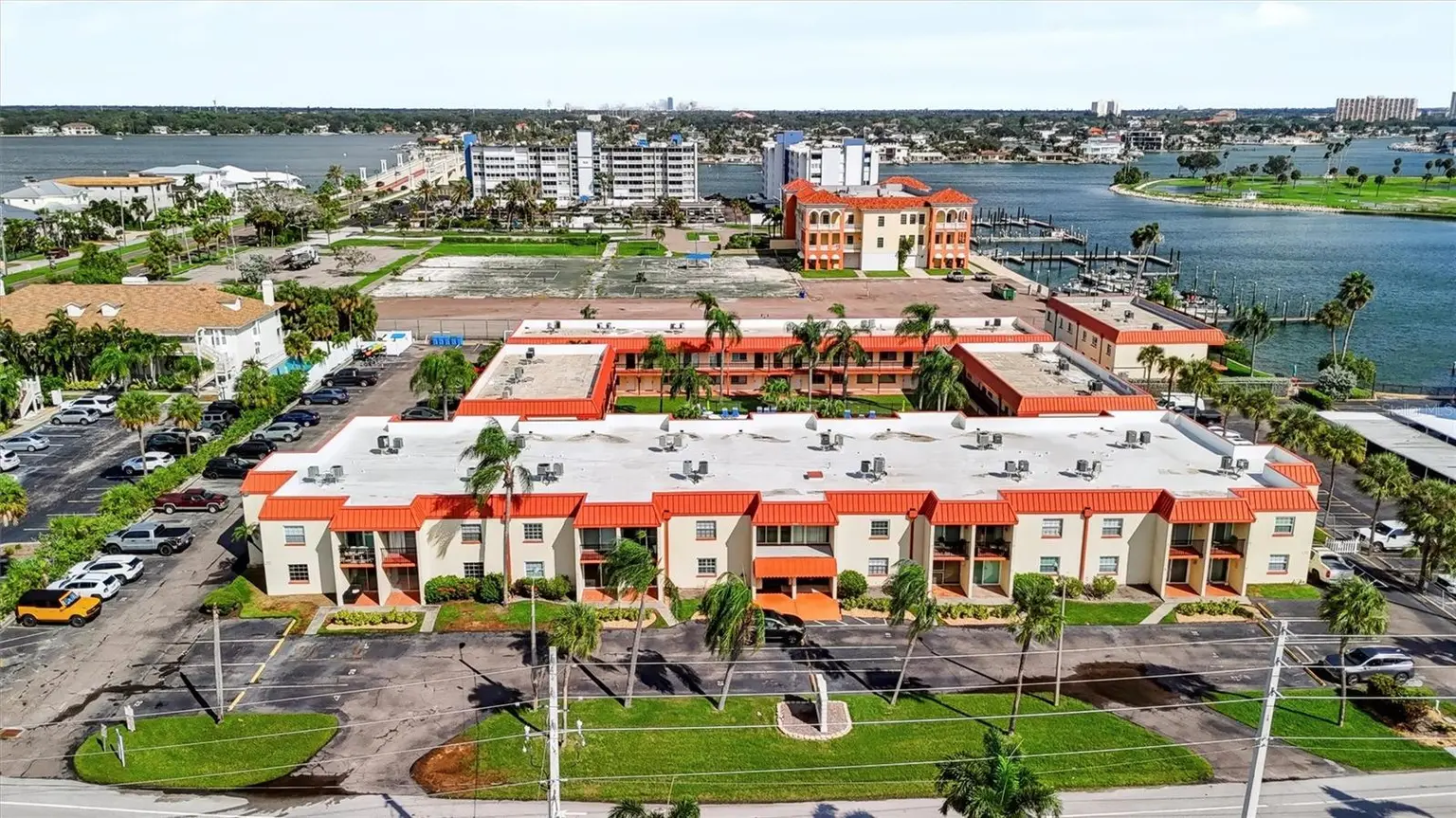 10365 PARADISE BOULEVARD #5, TREASURE ISLAND, FL, photo 29 of 30