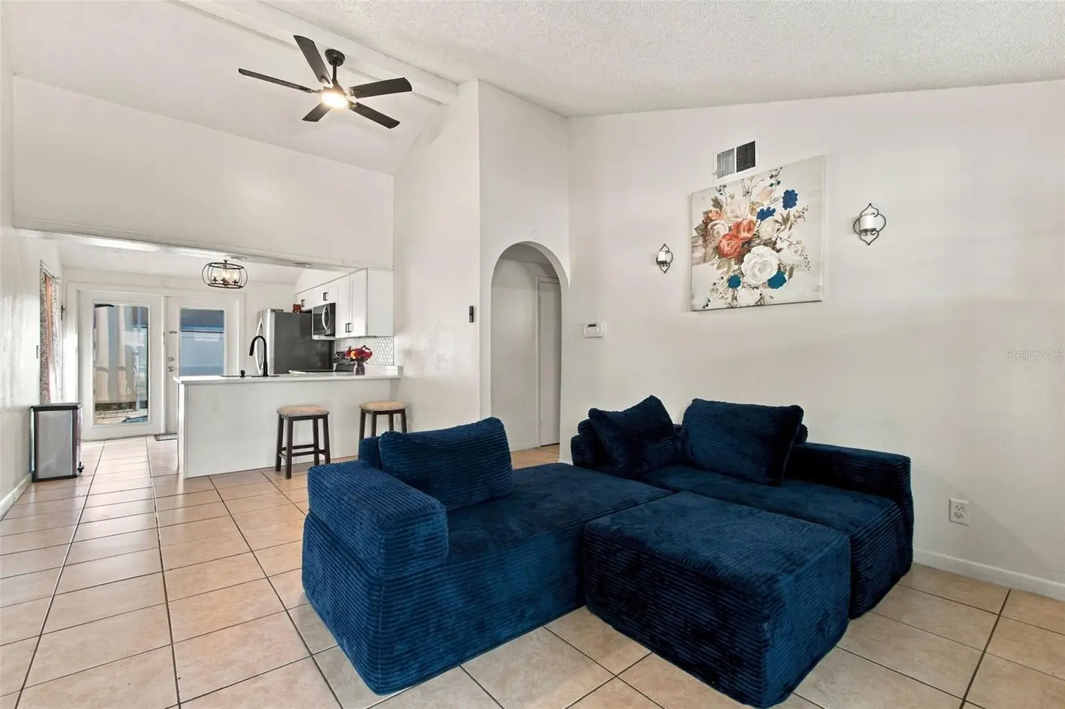 10118 WHEATLEY HILLS COURT, TAMPA, FL, photo 9 of 76
