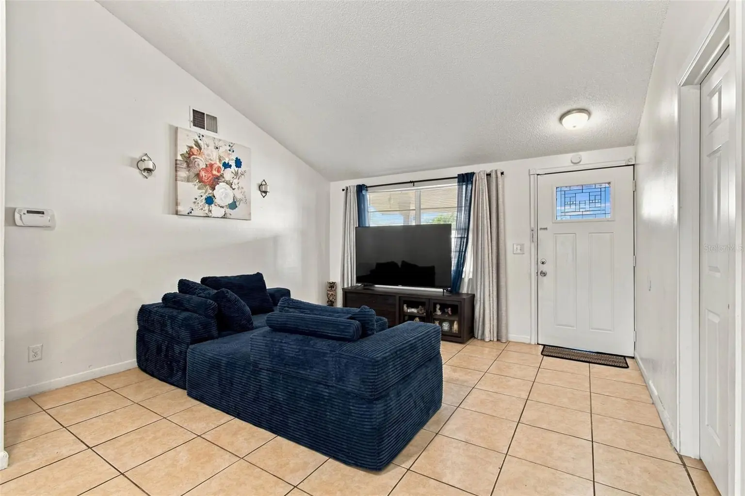 10118 WHEATLEY HILLS COURT, TAMPA, FL, photo 11 of 76