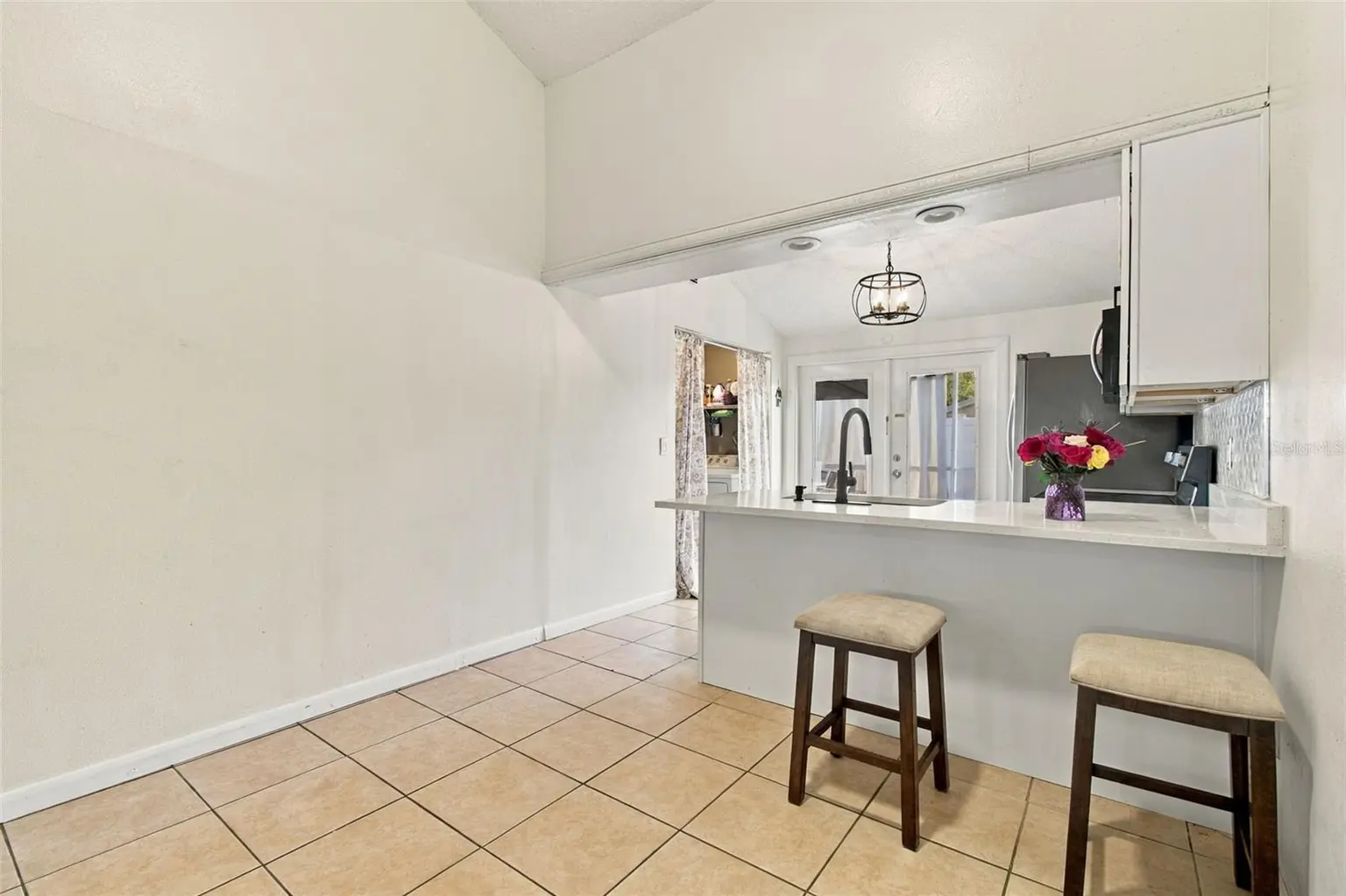 10118 WHEATLEY HILLS COURT, TAMPA, FL, photo 12 of 76