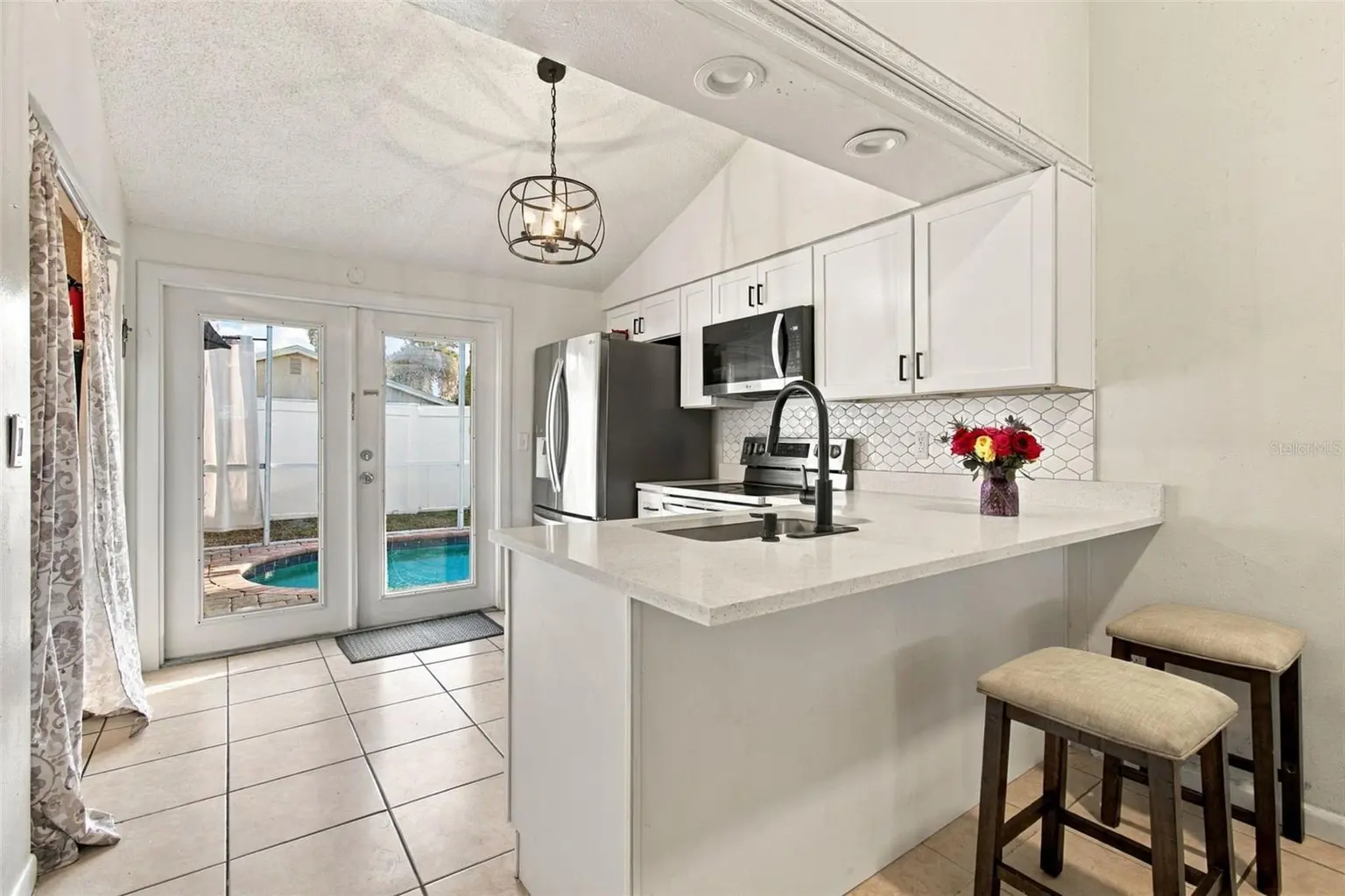 10118 WHEATLEY HILLS COURT, TAMPA, FL, photo 14 of 76