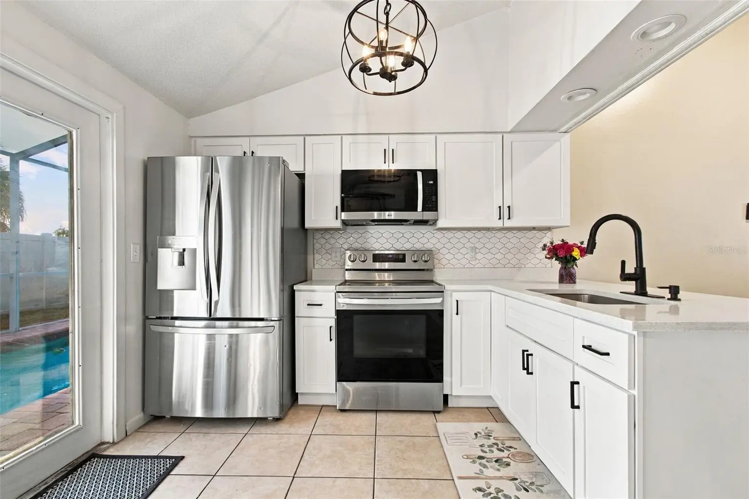 10118 WHEATLEY HILLS COURT, TAMPA, FL, photo 15 of 76