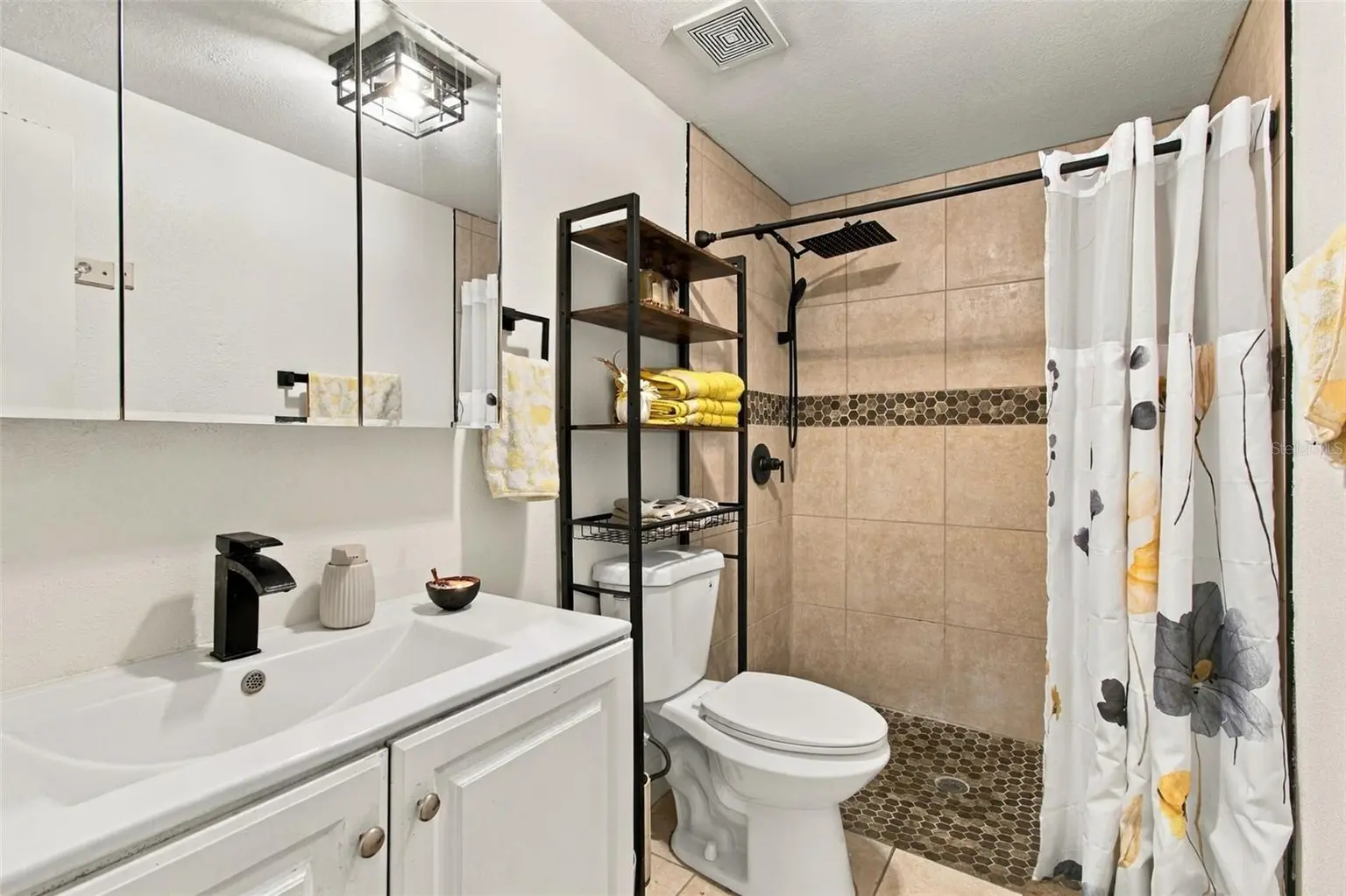 10118 WHEATLEY HILLS COURT, TAMPA, FL, photo 22 of 76