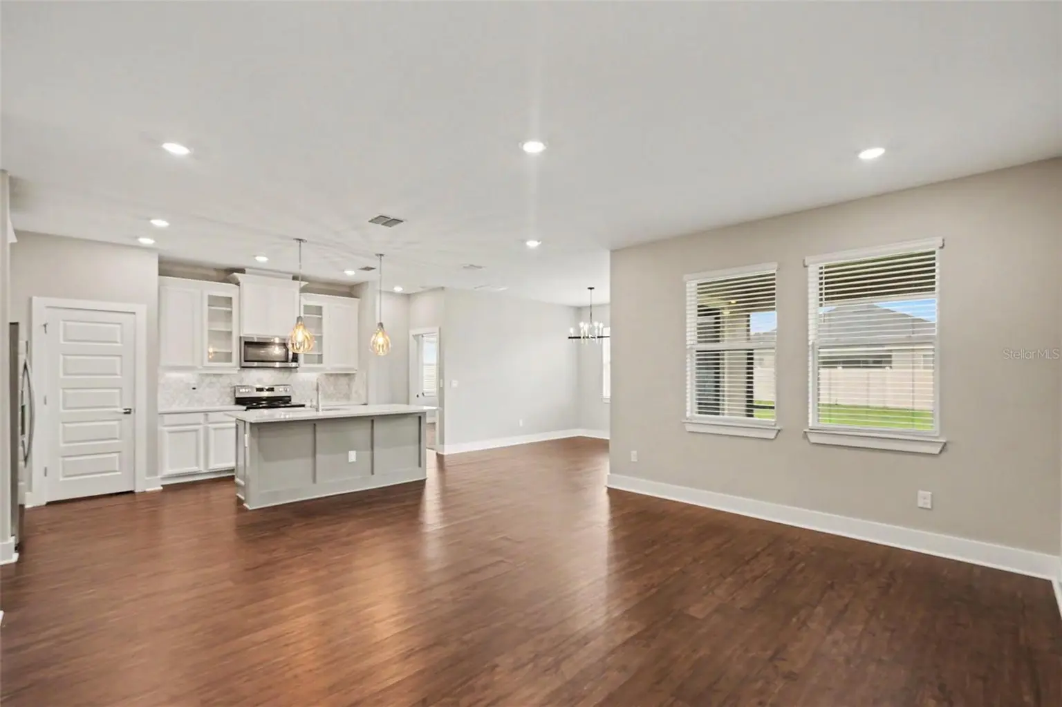 34356 EVERGREEN HILL COURT, WESLEY CHAPEL, FL, photo 2 of 15