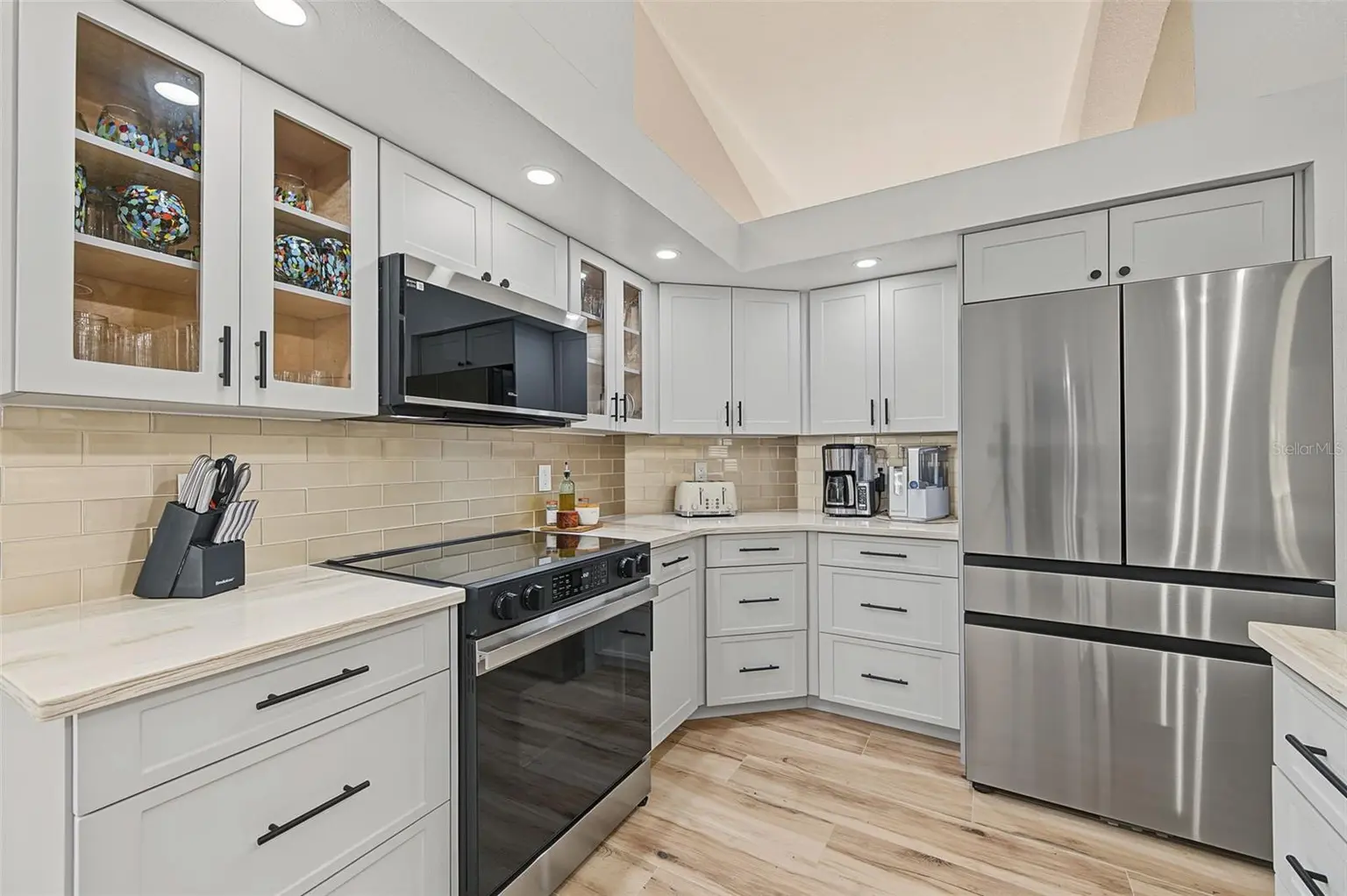 1829 FOXBORO COURT, OLDSMAR, FL, photo 13 of 58