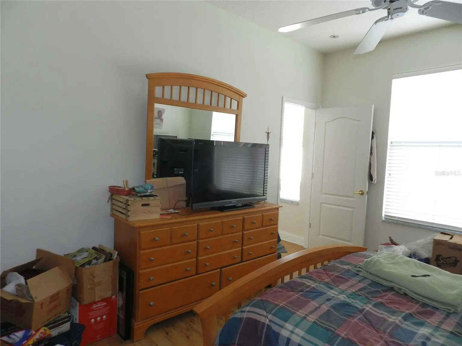 1040 FOX HOLLOW RUN, DUNEDIN, FL, photo 22 of 34