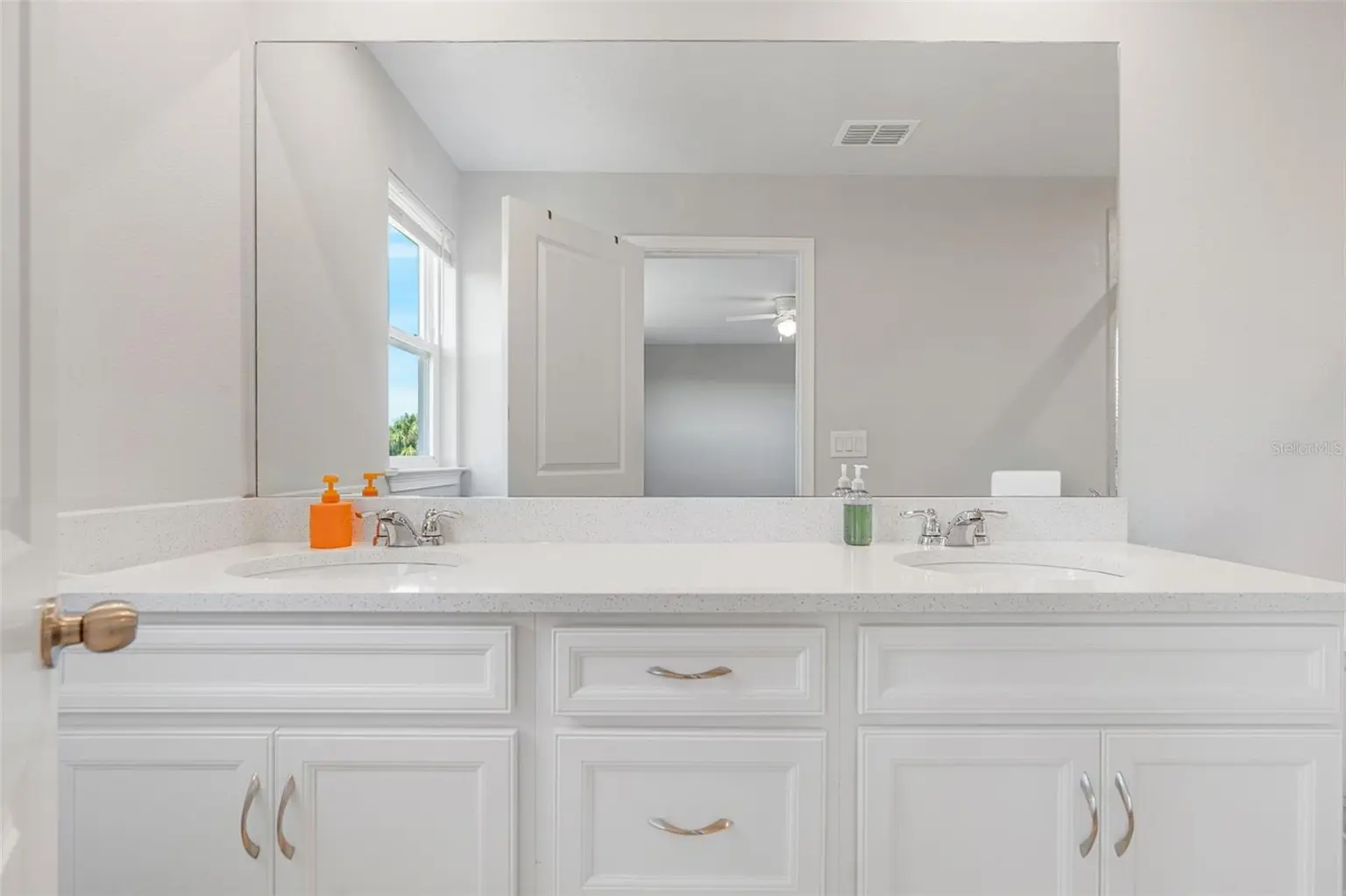 11815 SKY ACRES TERRACE, BRADENTON, FL, photo 15 of 36