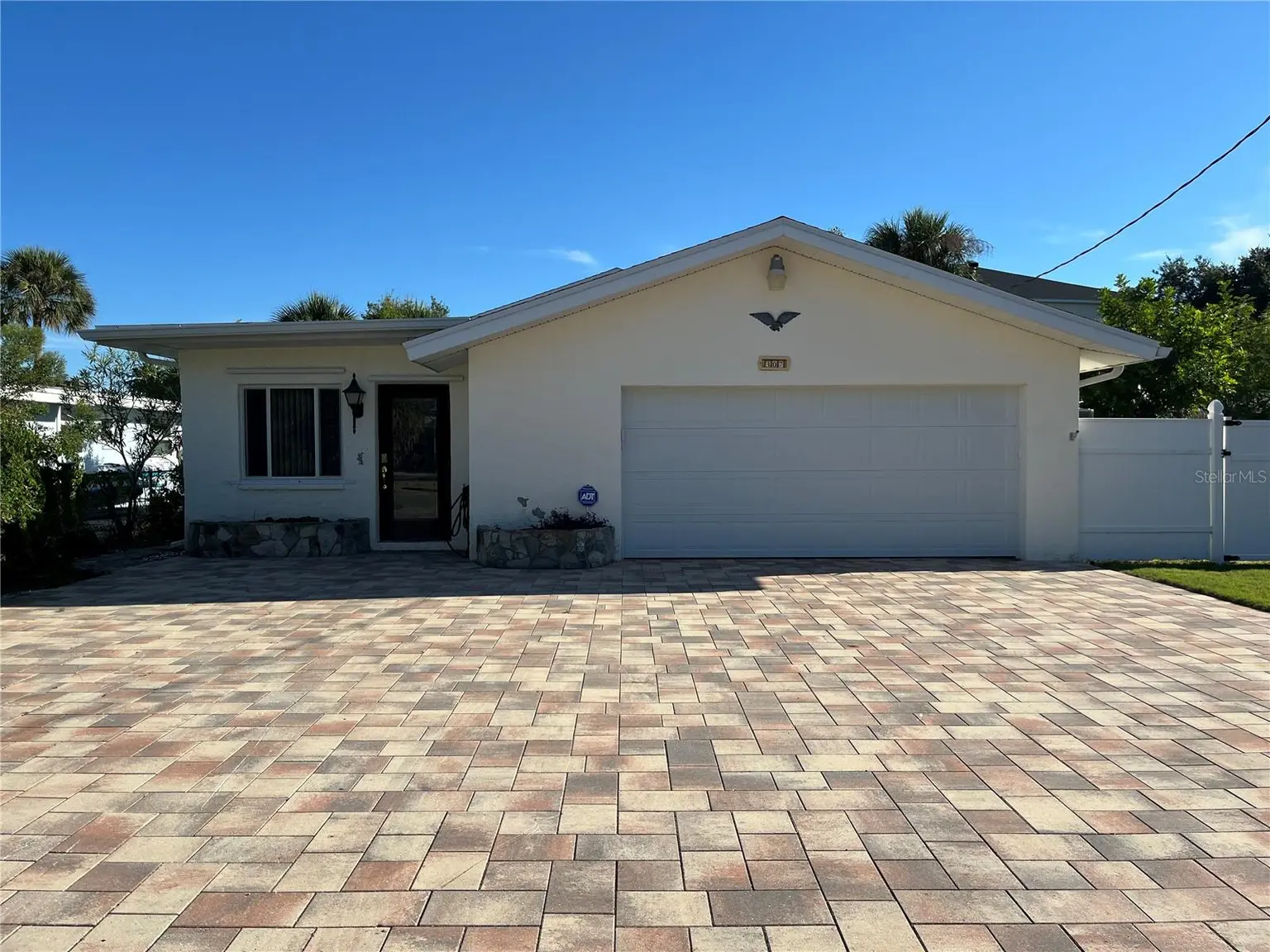 307 LA HACIENDA DRIVE, INDIAN ROCKS BEACH, FL, photo 1 of 39