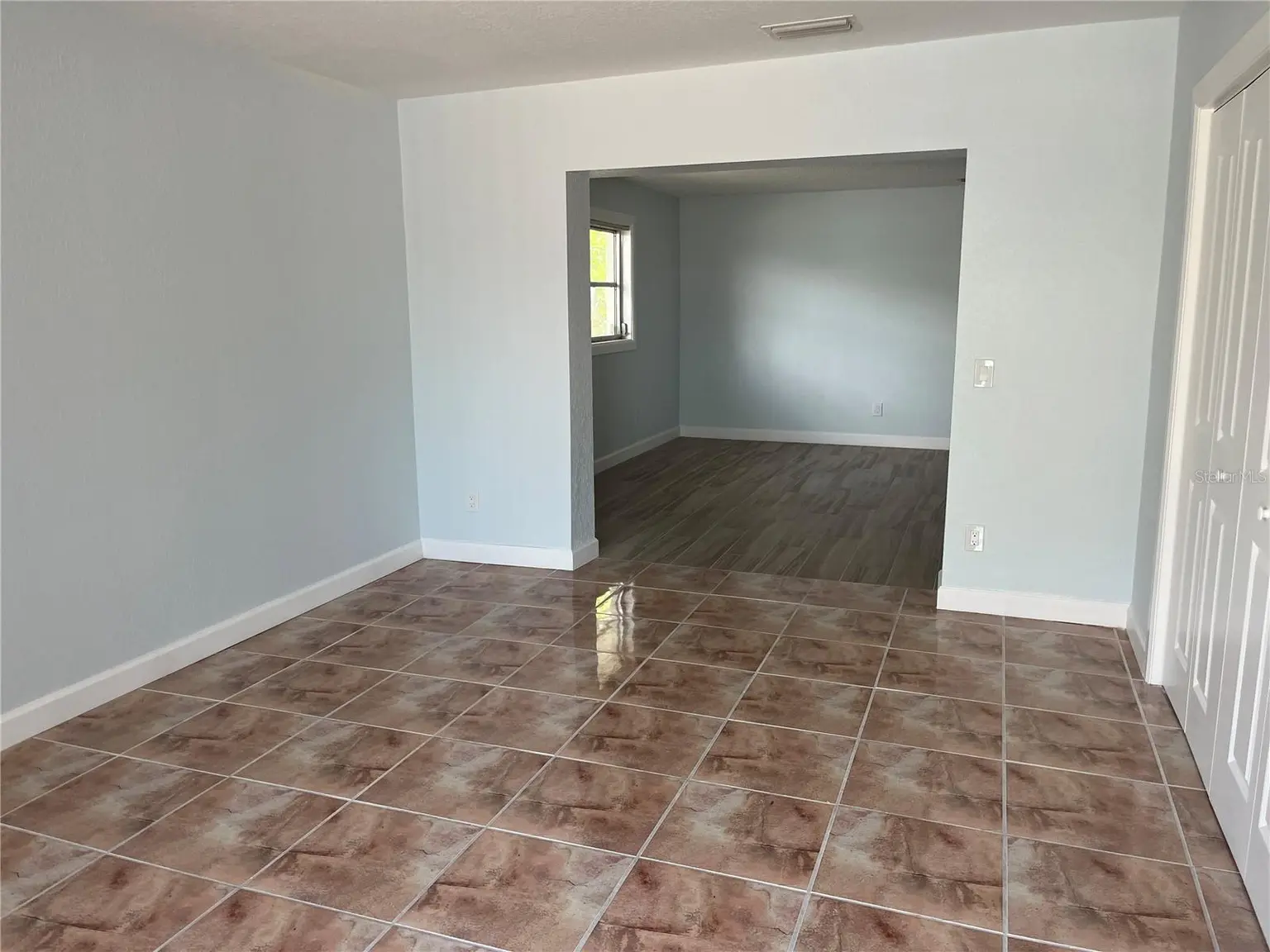 307 LA HACIENDA DRIVE, INDIAN ROCKS BEACH, FL, photo 3 of 39