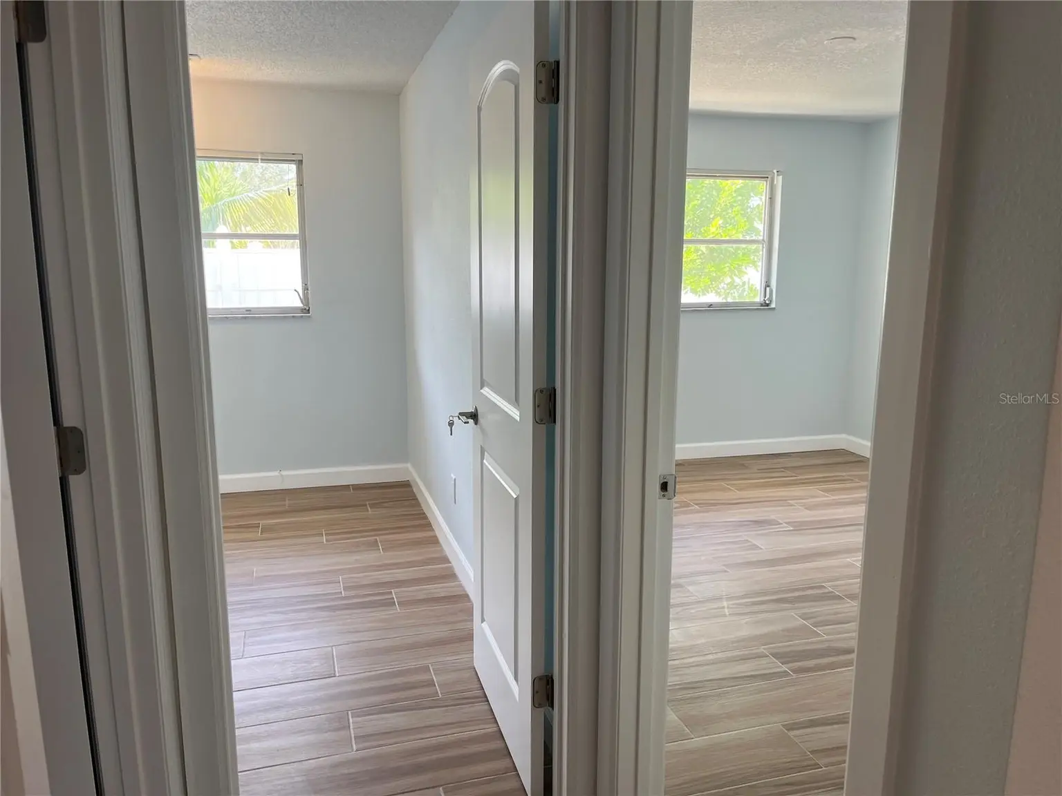 307 LA HACIENDA DRIVE, INDIAN ROCKS BEACH, FL, photo 9 of 39