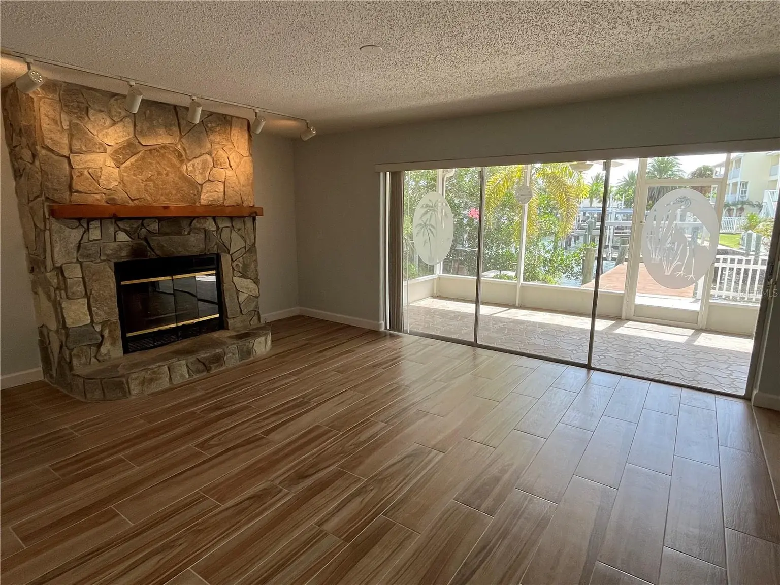307 LA HACIENDA DRIVE, INDIAN ROCKS BEACH, FL, photo 16 of 39
