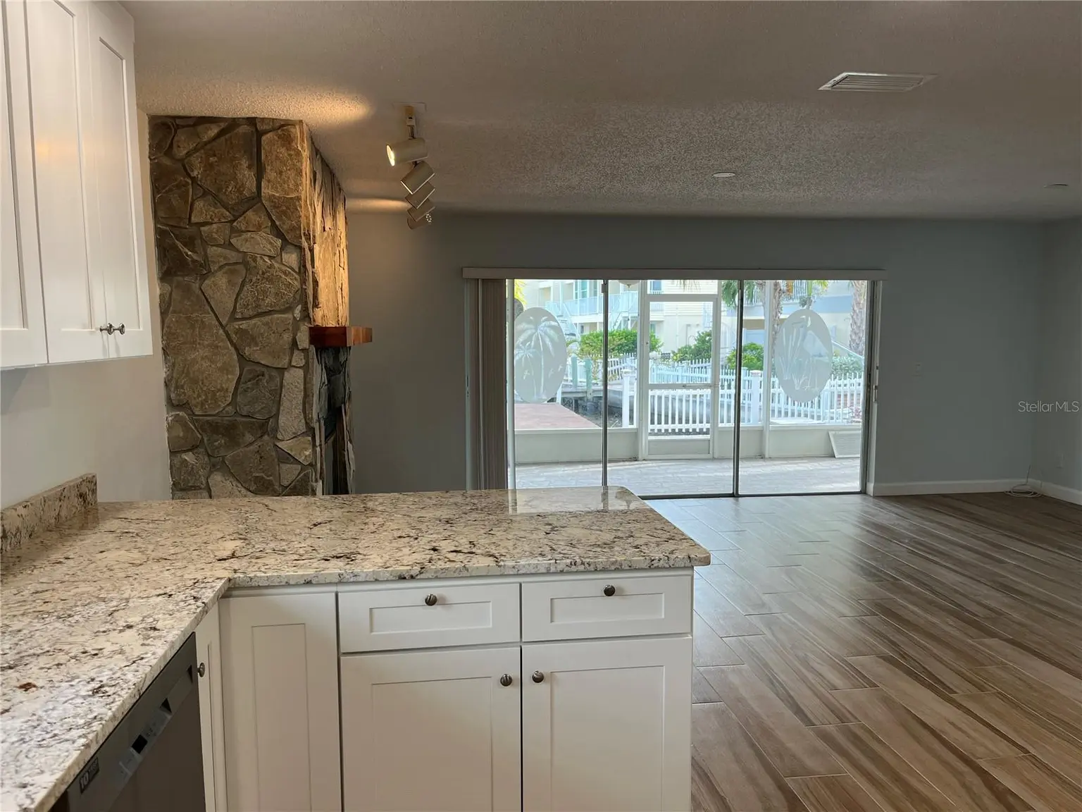 307 LA HACIENDA DRIVE, INDIAN ROCKS BEACH, FL, photo 17 of 39