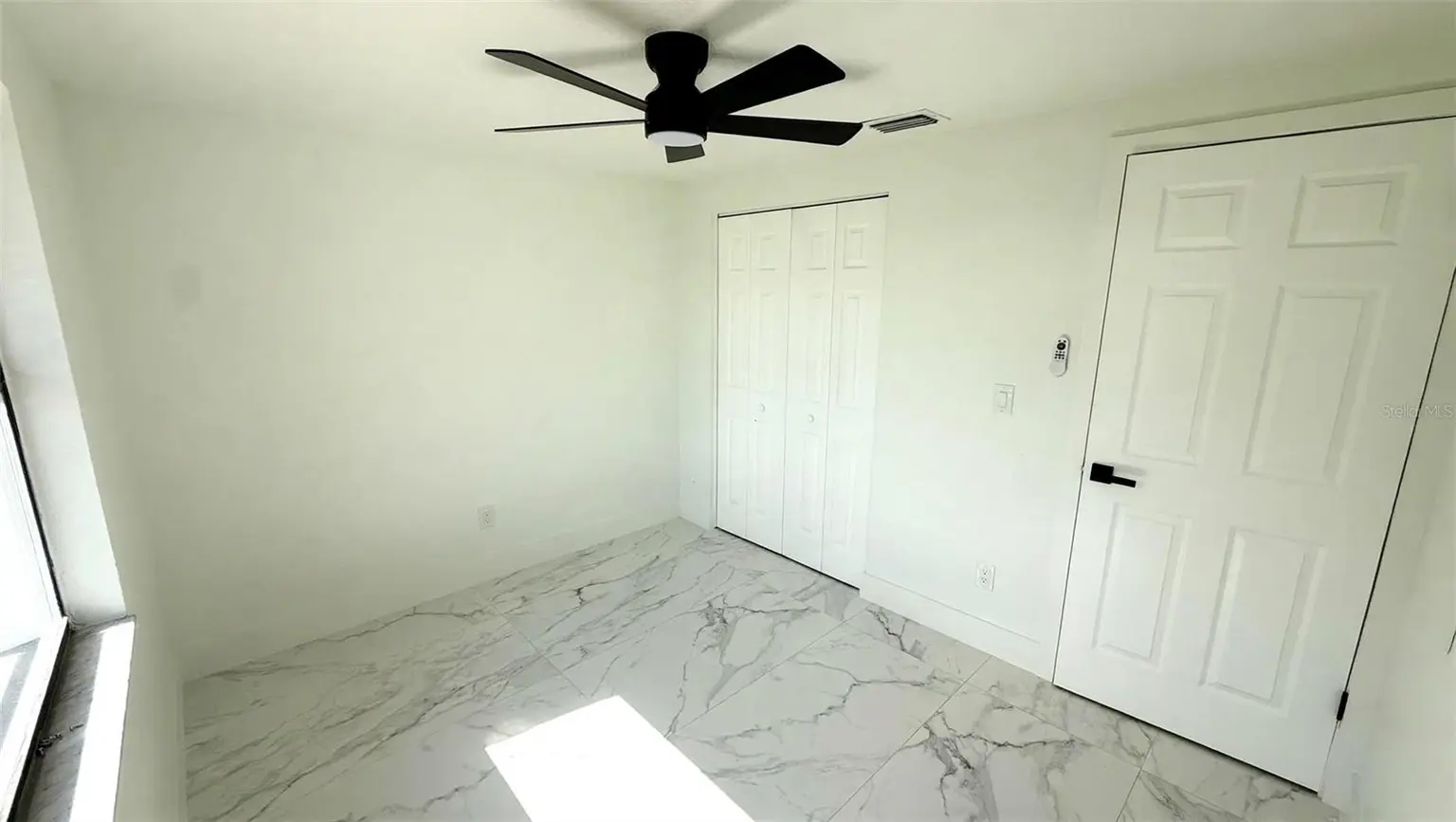6807 WHITE CLIFFS WAY, TAMPA, FL, photo 7 of 19
