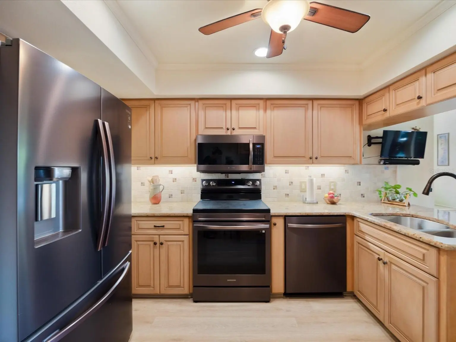 3328 BRIARWOOD CIRCLE, SAFETY HARBOR, FL, photo 6 of 61