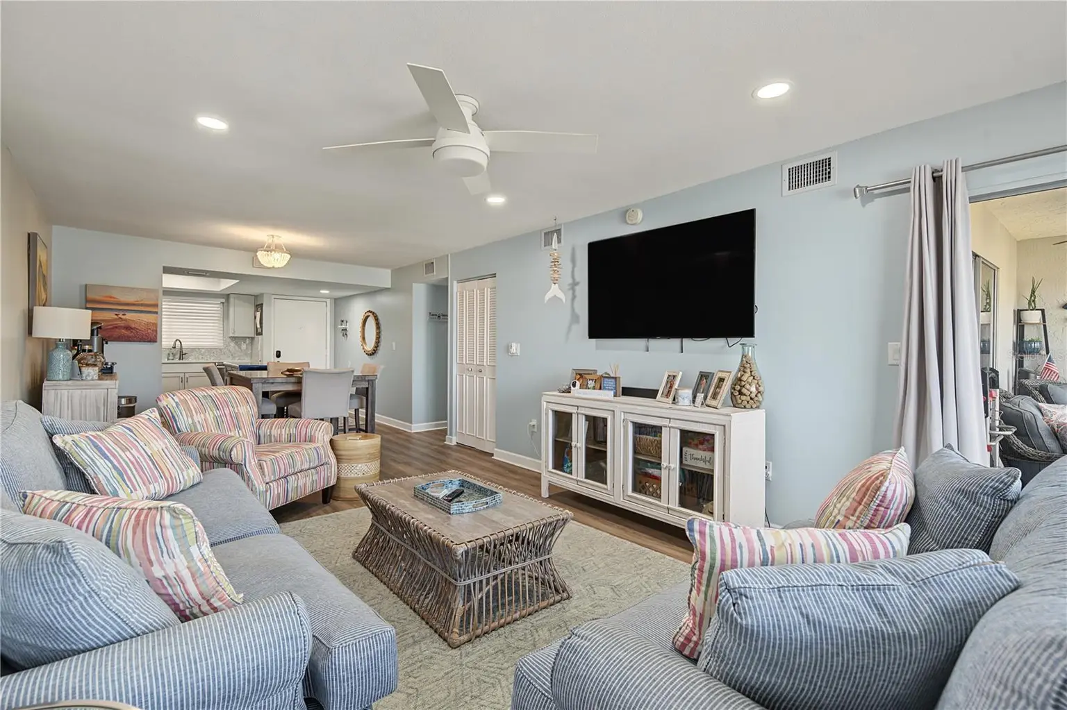 90 S HIGHLAND AVENUE #1203, TARPON SPRINGS, FL, photo 3 of 21