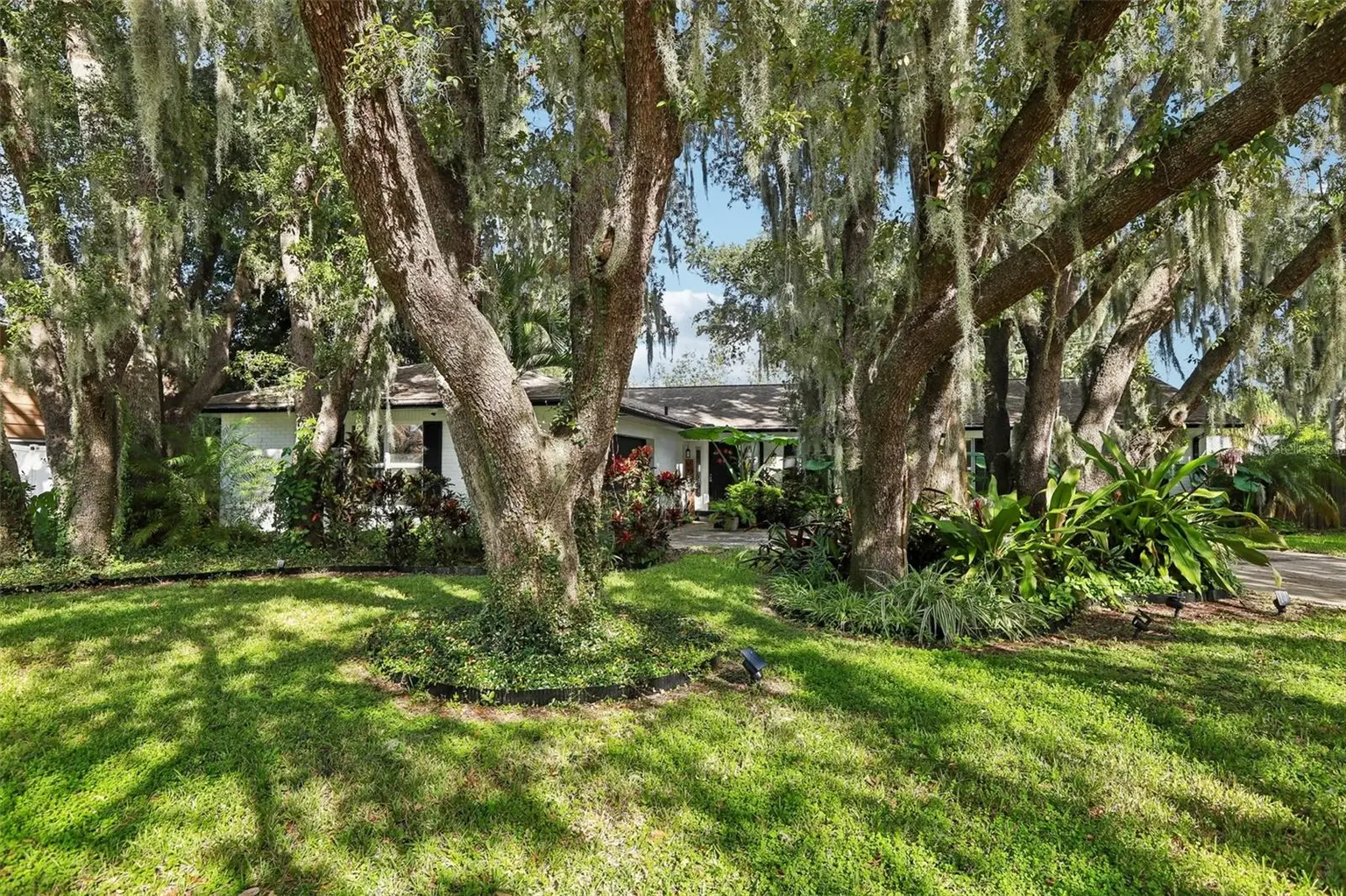 2311 GREEN LAWN STREET, BRANDON, FL, photo 2 of 32