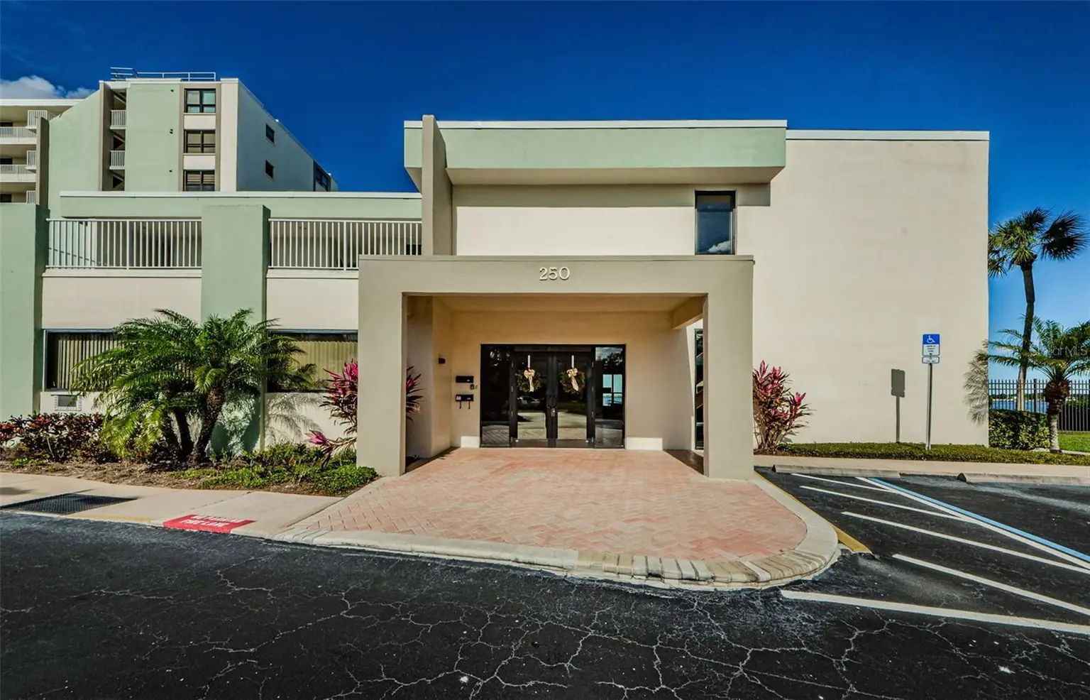 200 WOODETTE DRIVE #401A, DUNEDIN, FL, photo 33 of 45