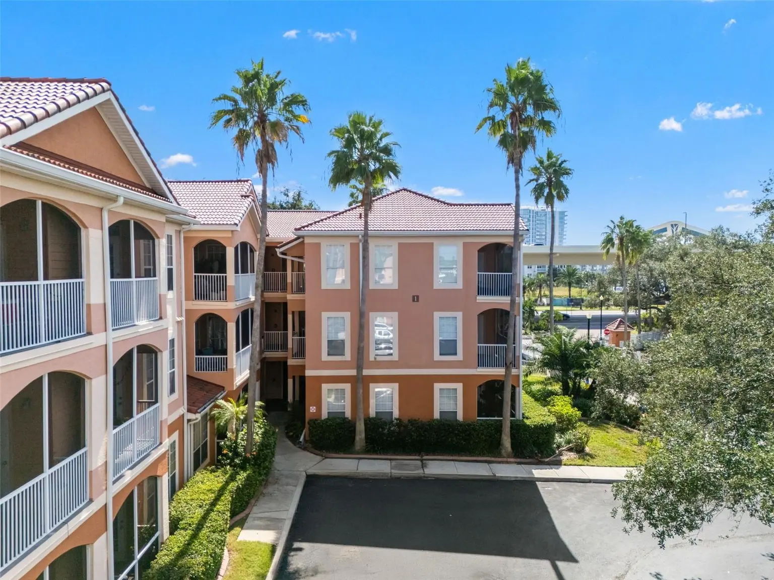 5000 CULBREATH KEY WAY #1-319, TAMPA, FL, photo 2 of 45