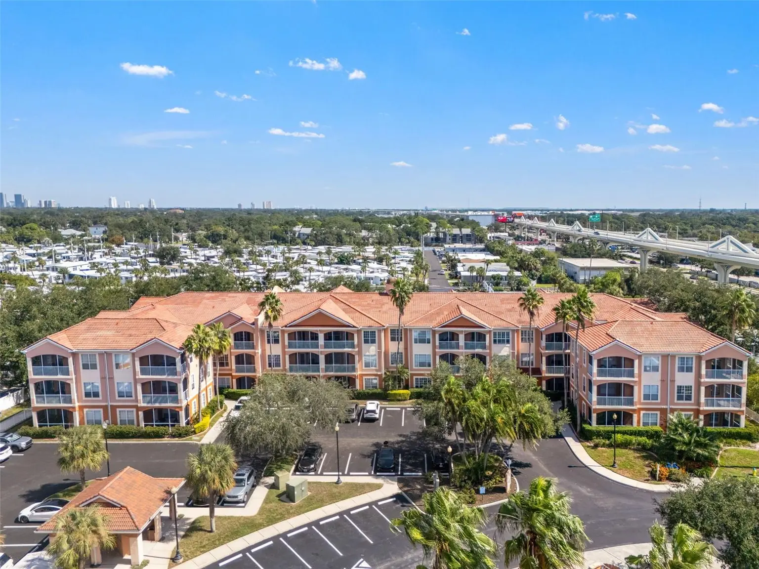 5000 CULBREATH KEY WAY #1-319, TAMPA, FL, photo 3 of 45