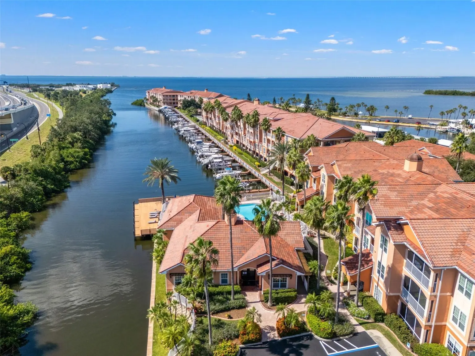5000 CULBREATH KEY WAY #1-319, TAMPA, FL, photo 8 of 45