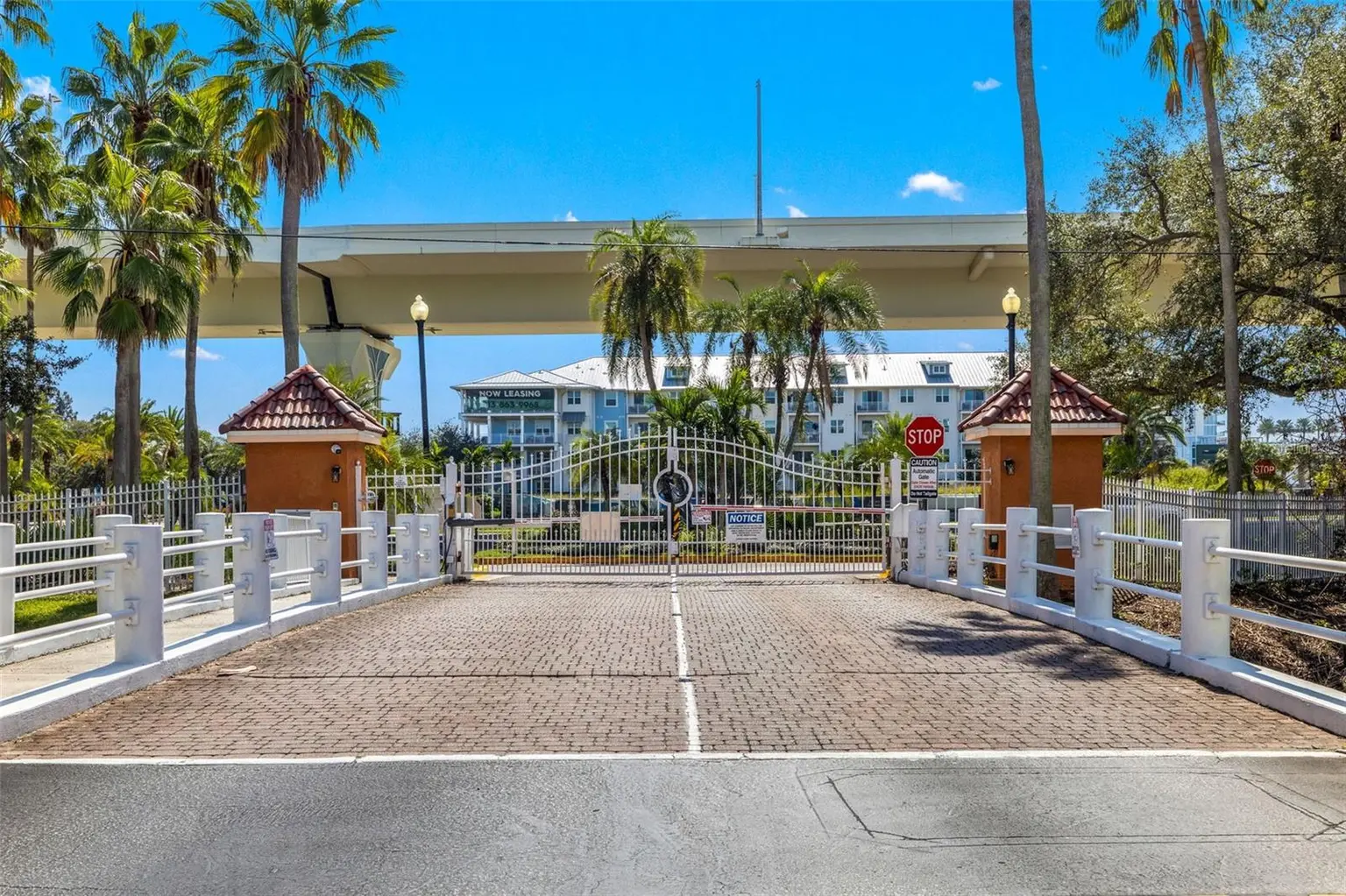 5000 CULBREATH KEY WAY #1-319, TAMPA, FL, photo 14 of 45