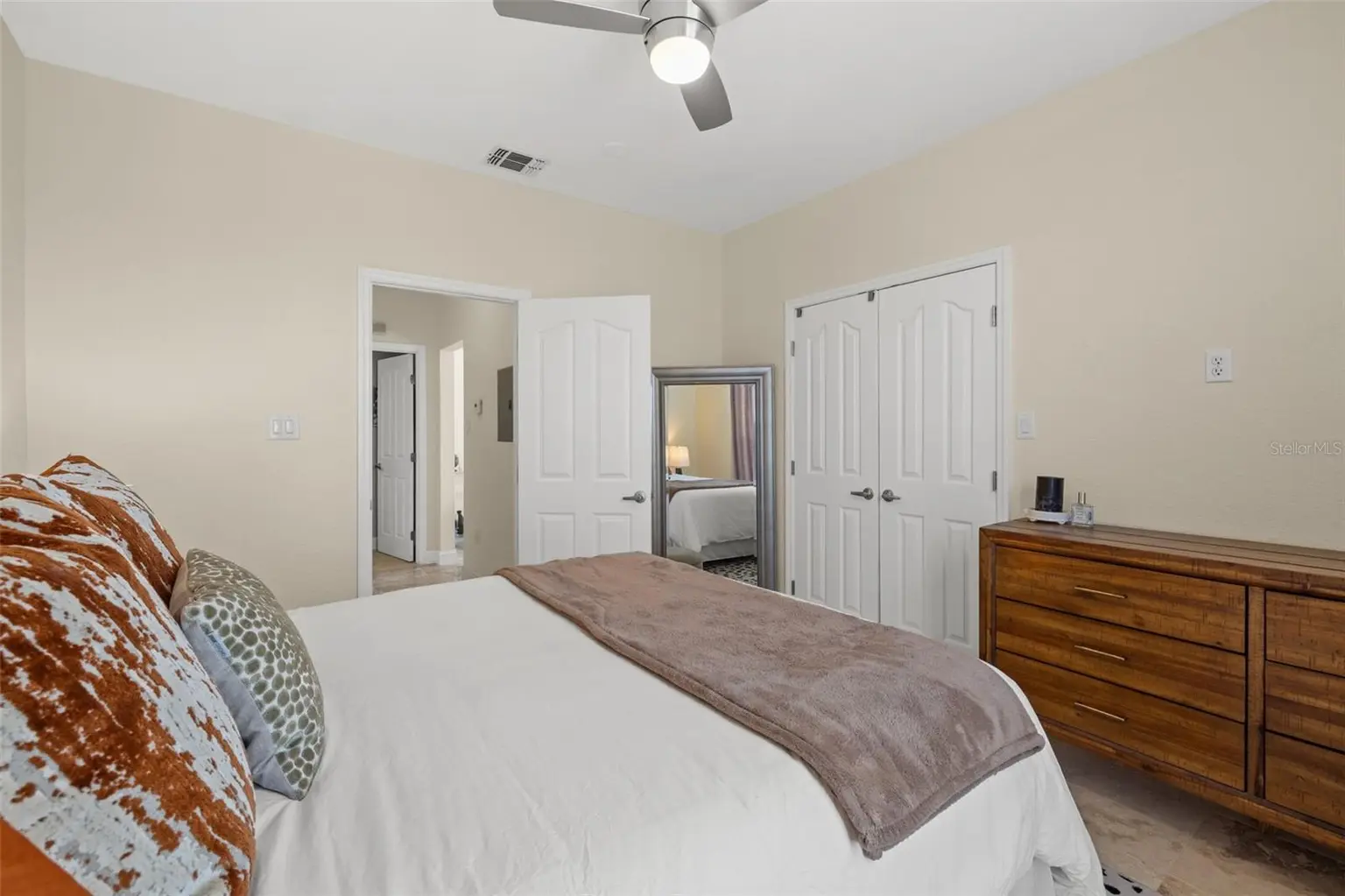 5000 CULBREATH KEY WAY #1-319, TAMPA, FL, photo 37 of 45