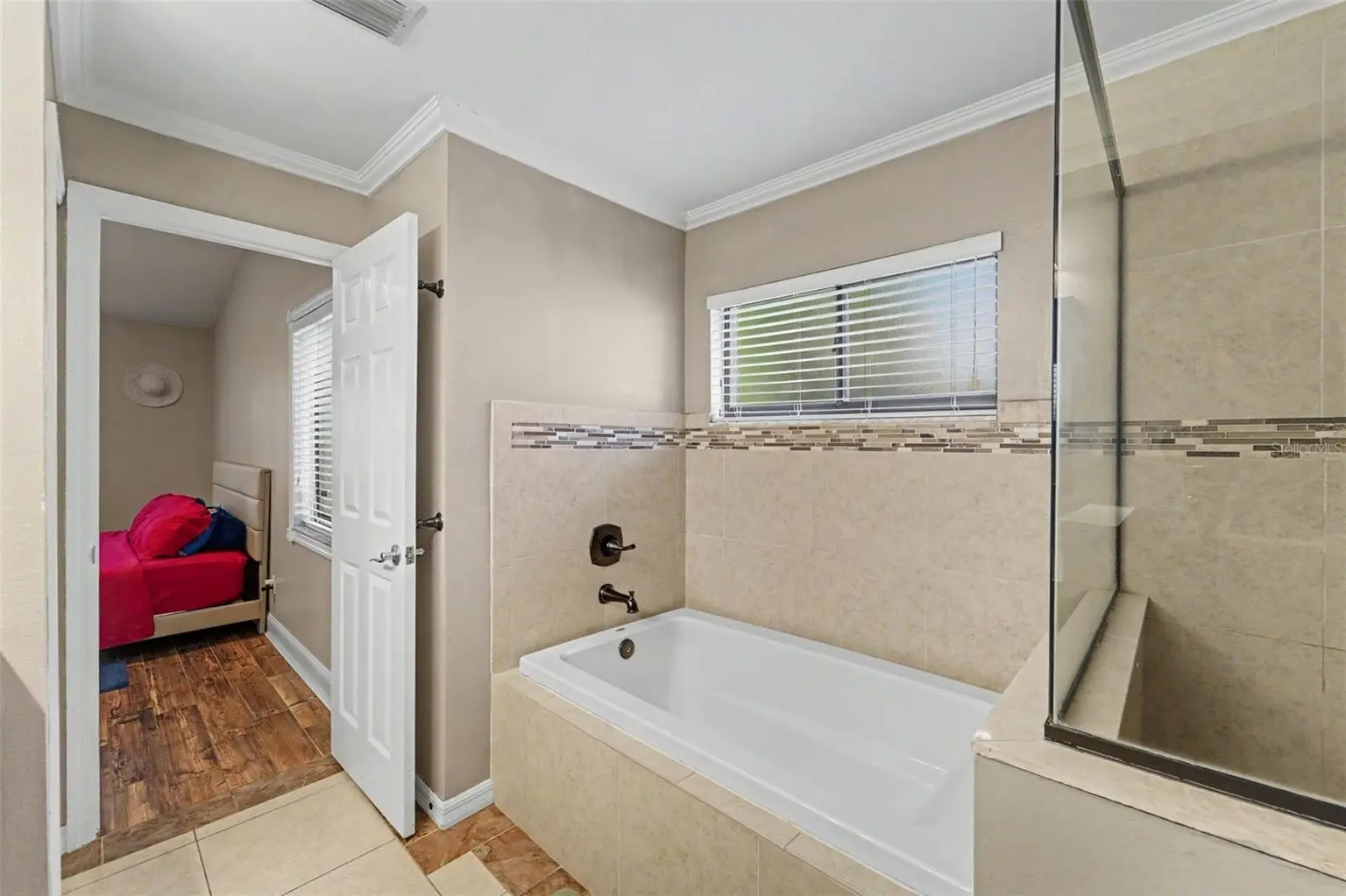 6307 SONGBIRD WAY, TAMPA, FL, photo 15 of 26