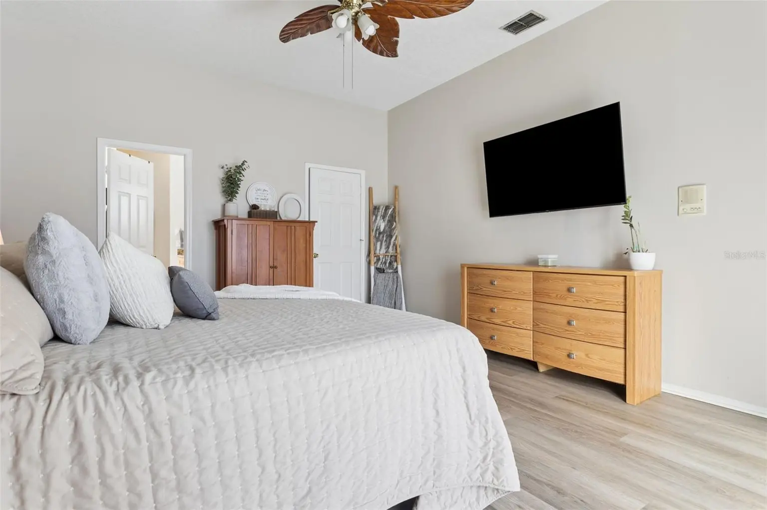 9646 FOX HEARST ROAD, TAMPA, FL, photo 18 of 30