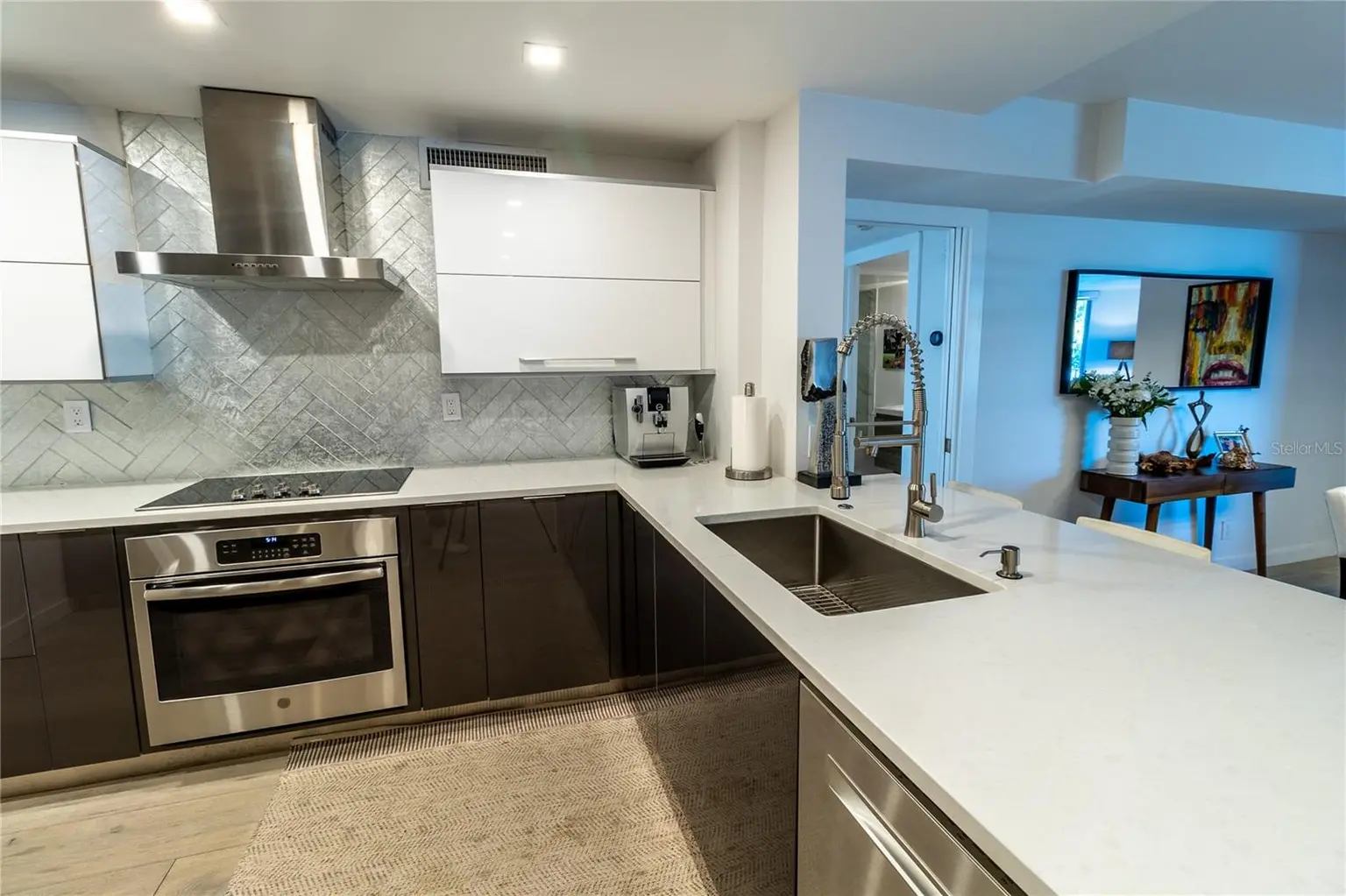 2611 BAYSHORE BOULEVARD #205, TAMPA, FL, photo 13 of 34