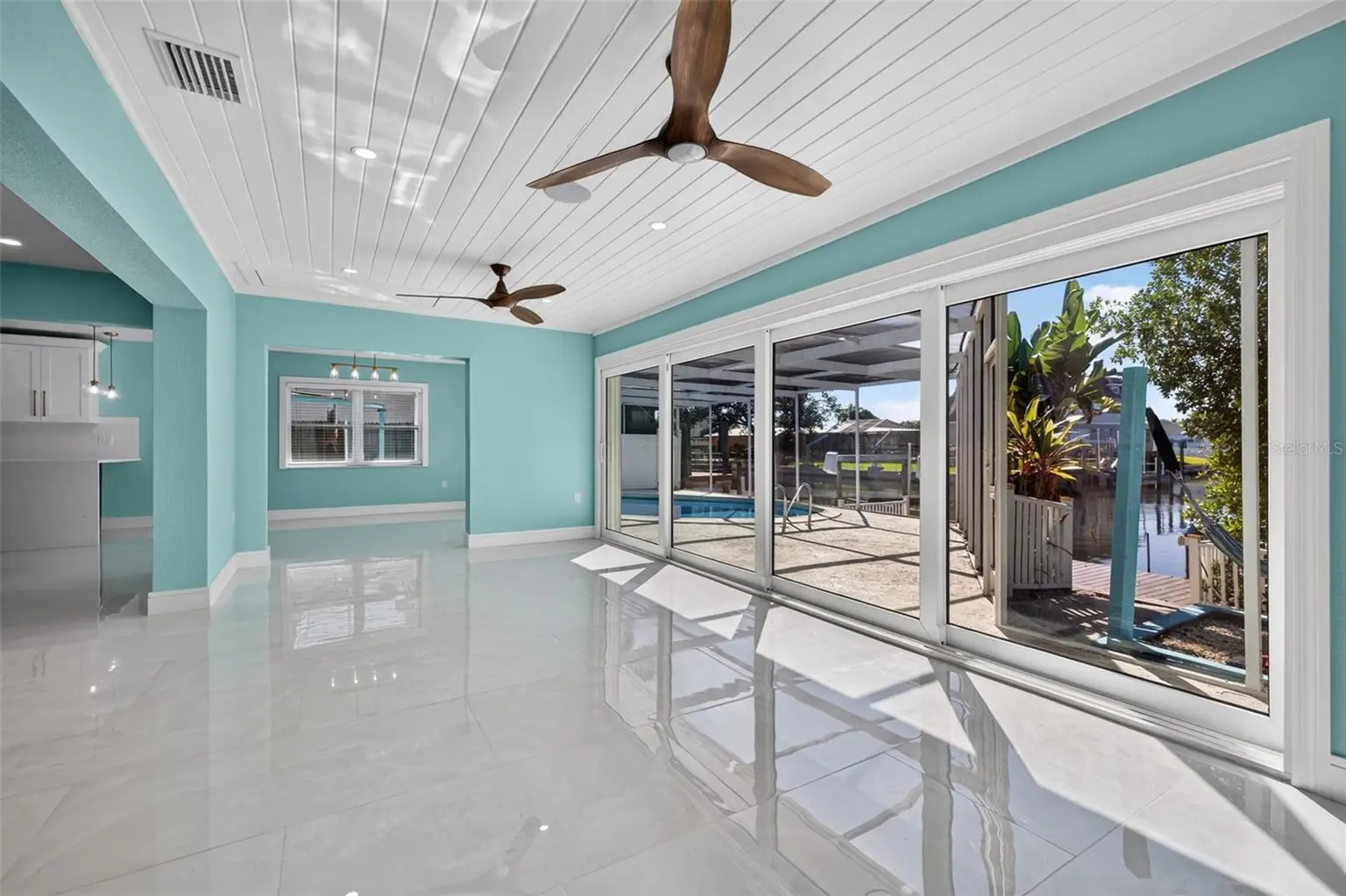 4643 BAY CREST DRIVE, TAMPA, FL, photo 9 of 49