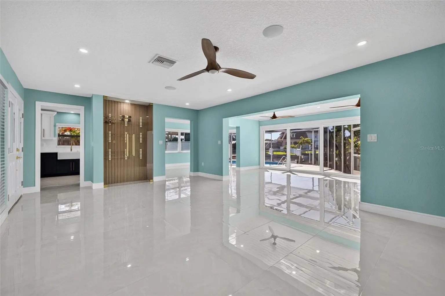 4643 BAY CREST DRIVE, TAMPA, FL, photo 13 of 49