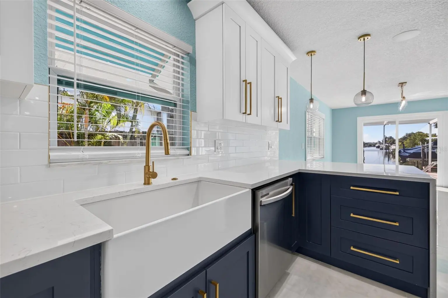 4643 BAY CREST DRIVE, TAMPA, FL, photo 20 of 49