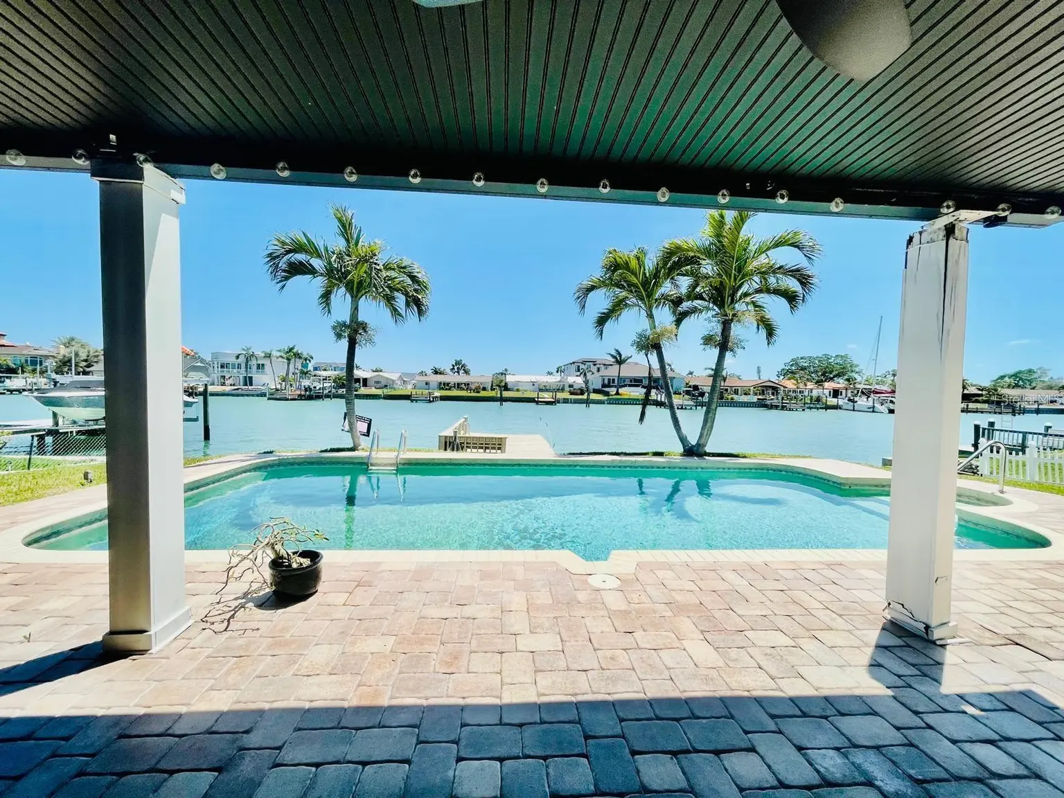 795 119TH AVENUE, TREASURE ISLAND, FL, photo 2 of 2