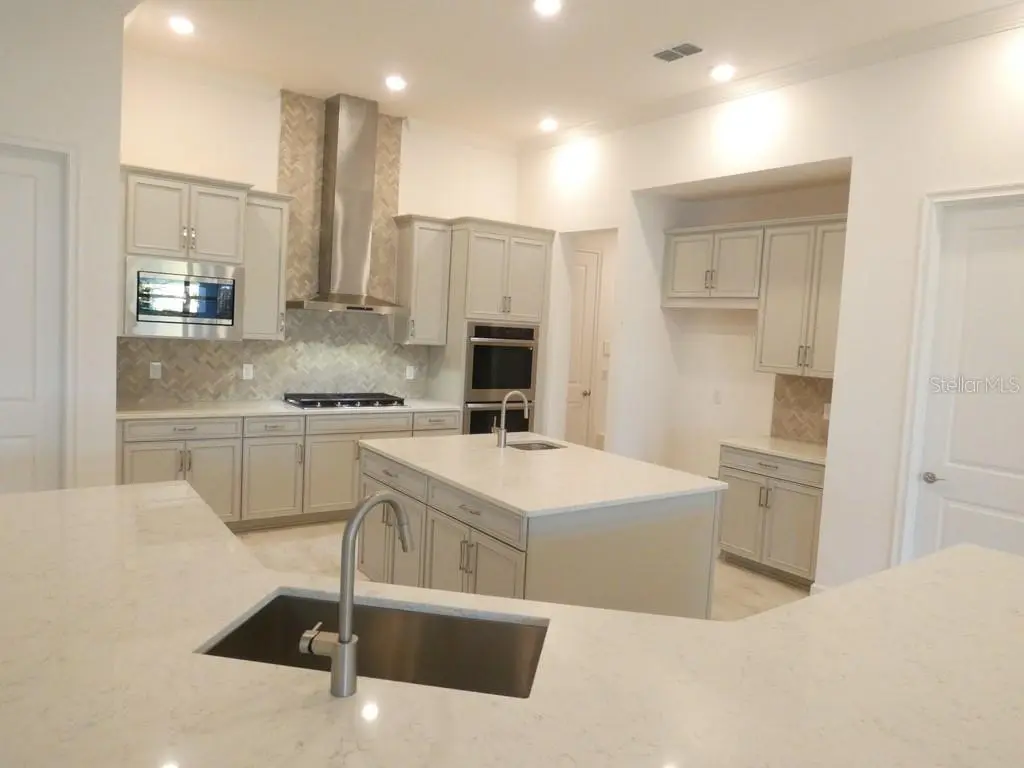 958 SIGNET DRIVE, APOLLO BEACH, FL, photo 9 of 59