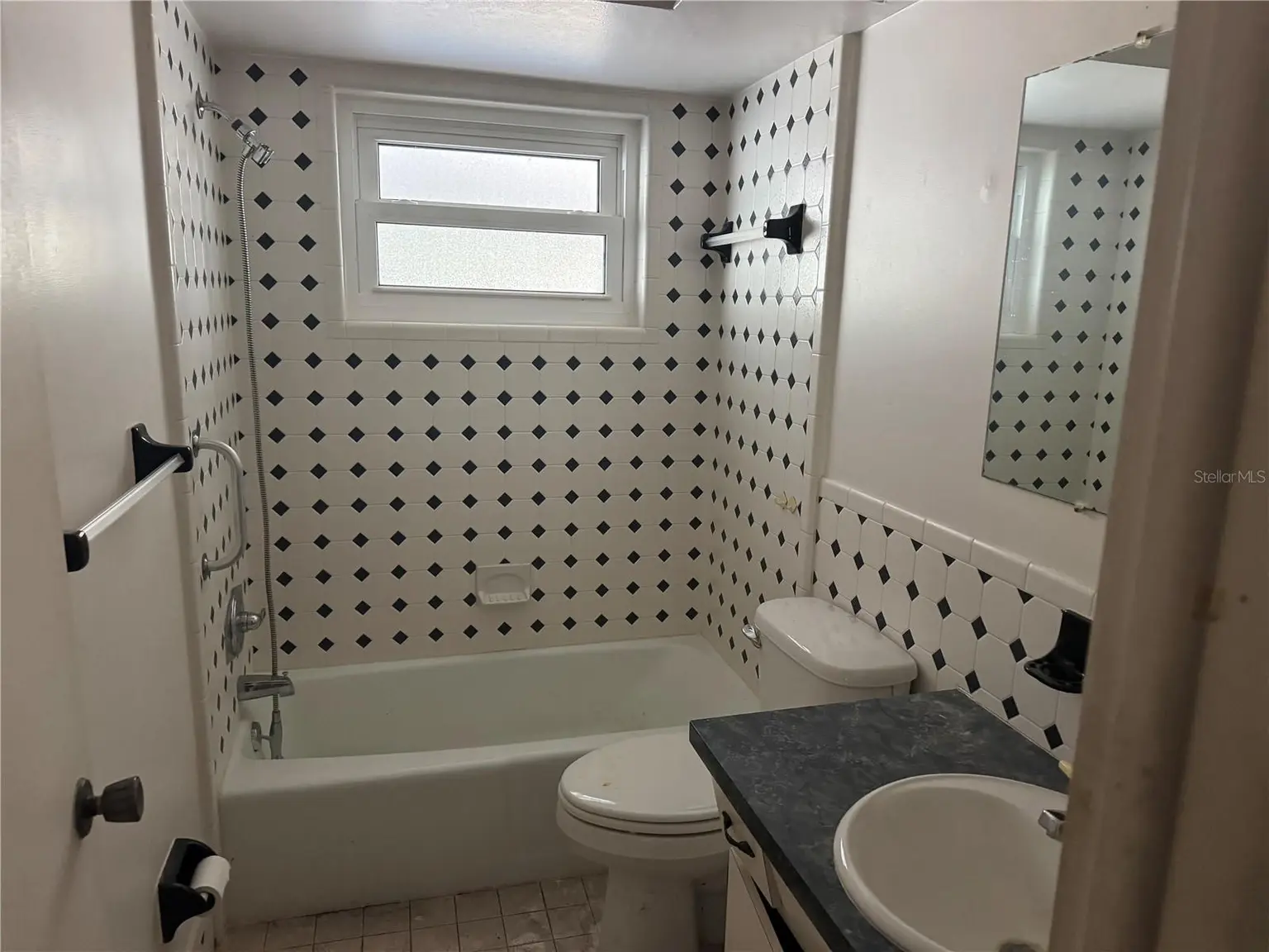 1640 KAY DRIVE, LARGO, FL, photo 7 of 12