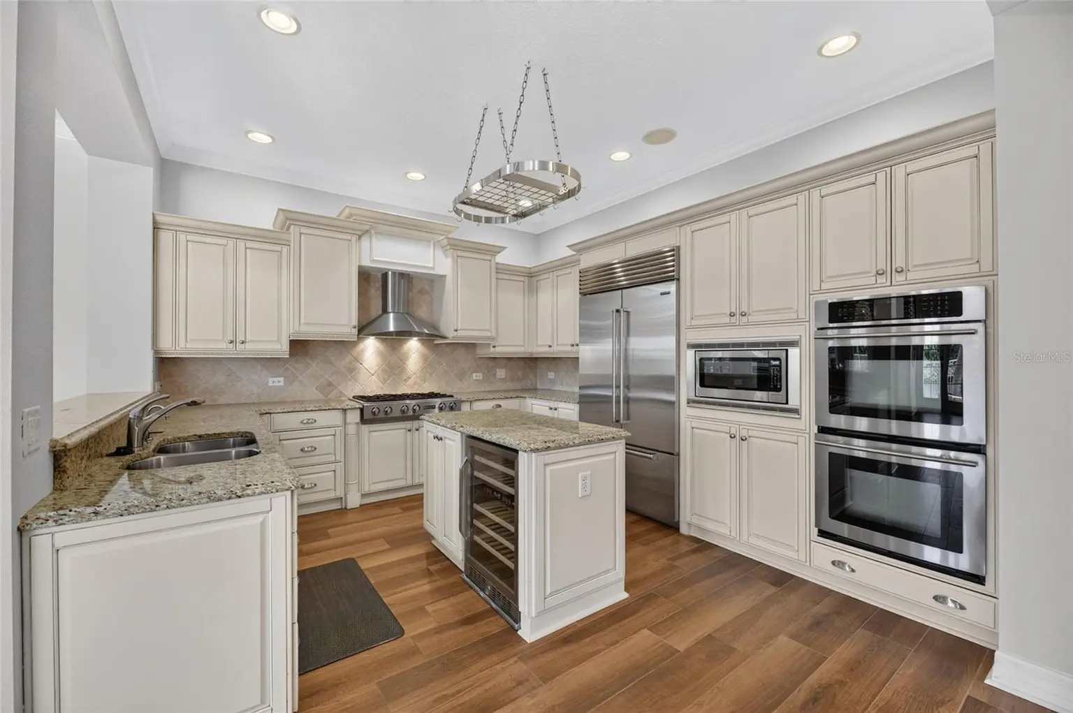 825 ISLEBAY DRIVE, APOLLO BEACH, FL, photo 29 of 100