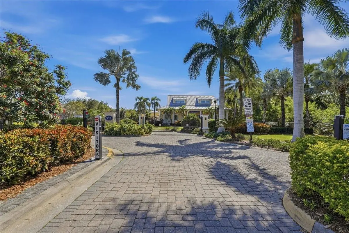 5118 COASTAL SCENE DRIVE, APOLLO BEACH, FL, photo 63 of 87